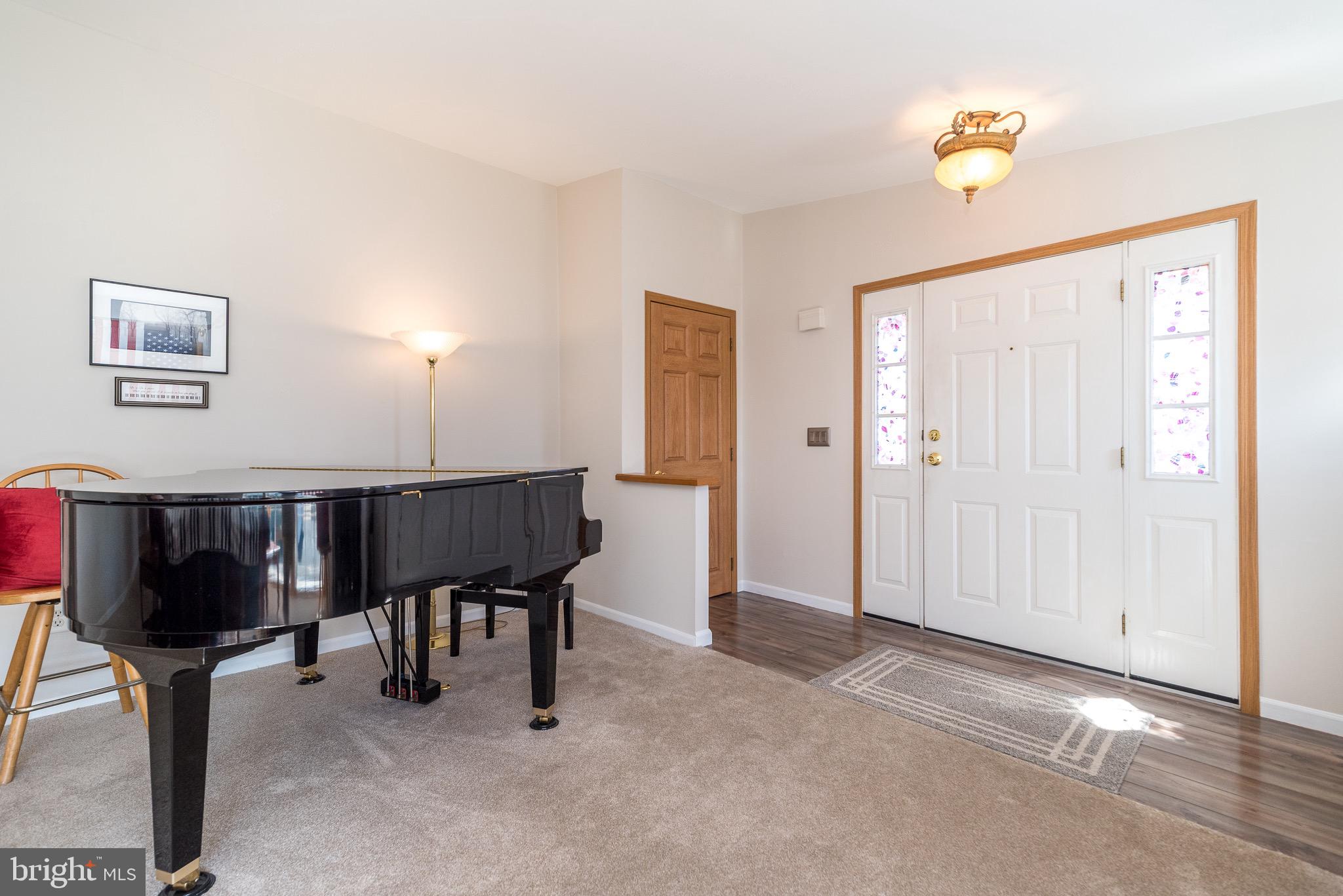 WILLOW RUN - Residential