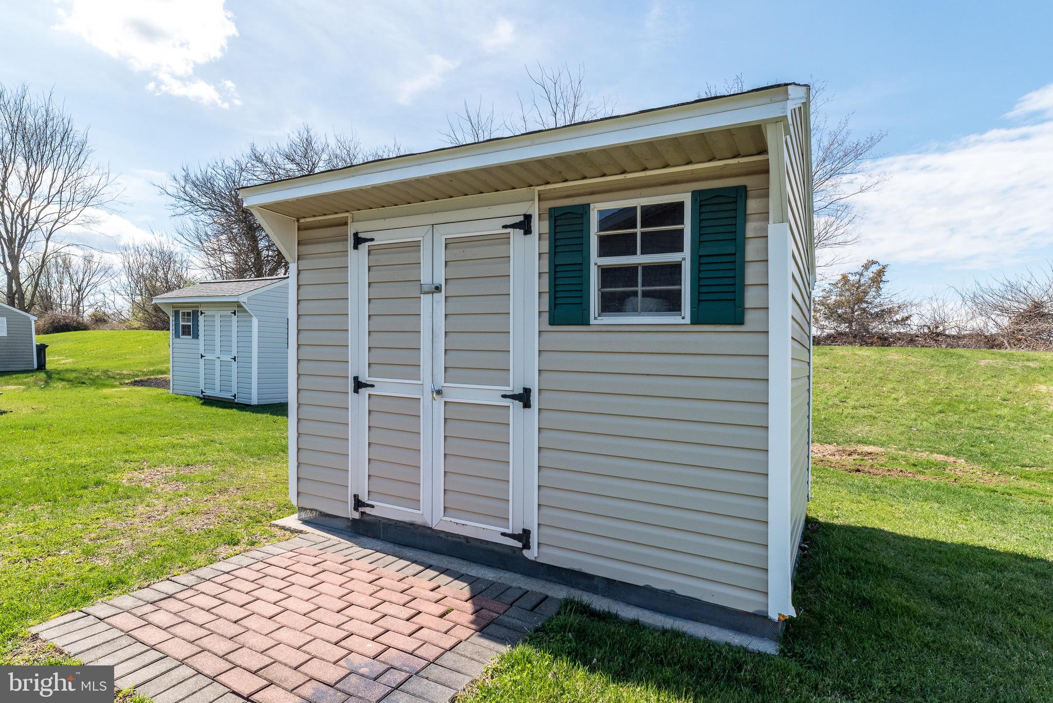 WILLOW RUN - Residential