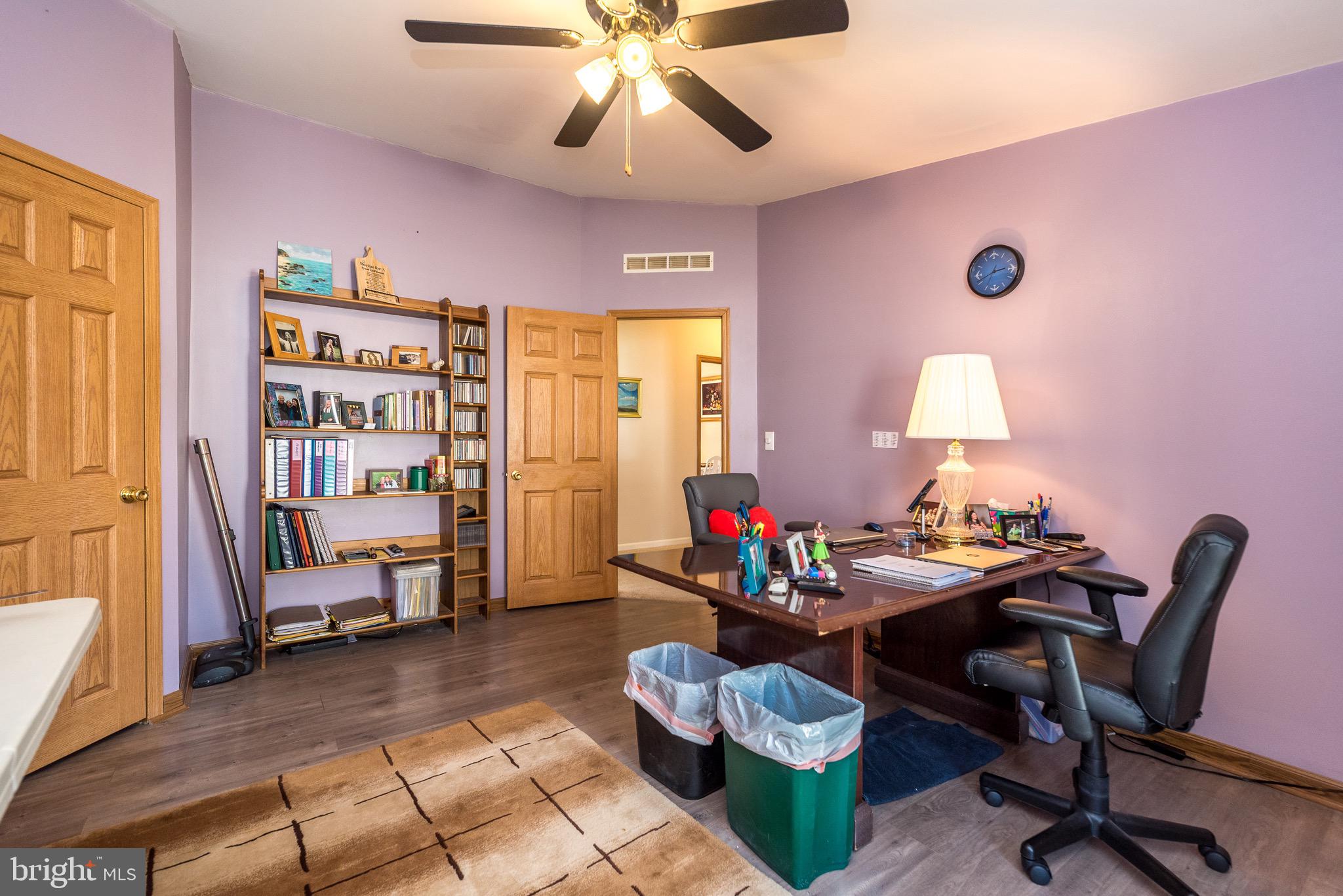 WILLOW RUN - Residential