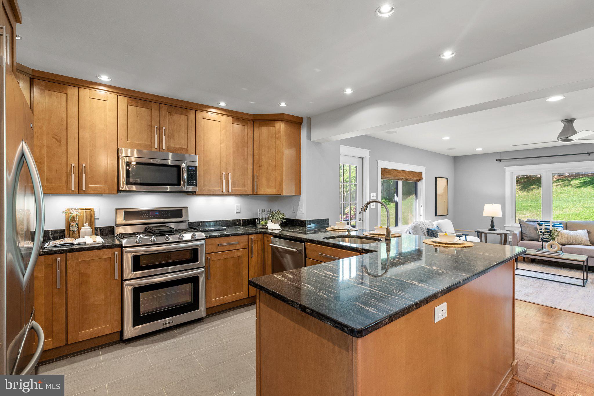 FRANKLIN PARK - Residential