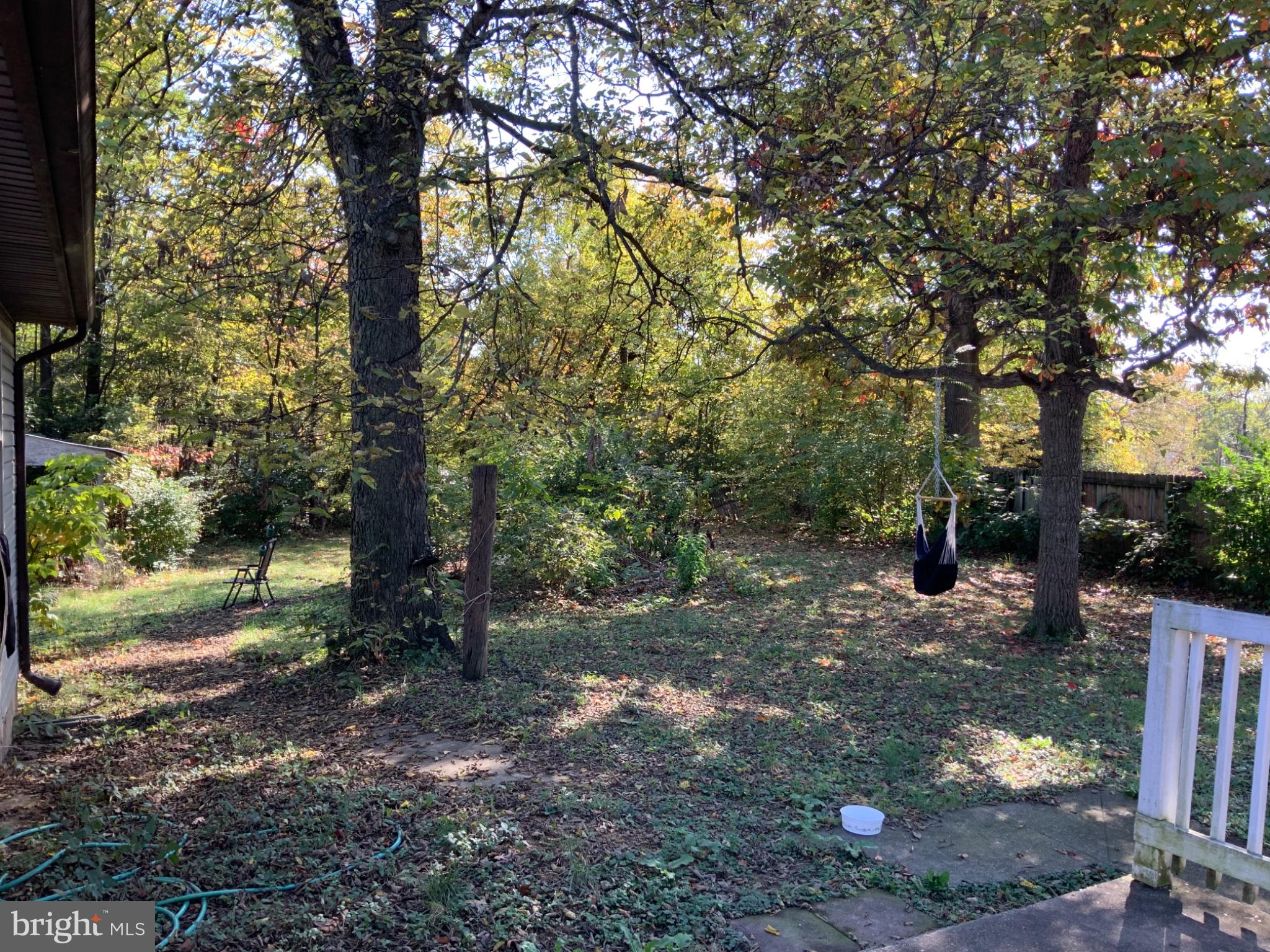 596 HANSHEW LANE