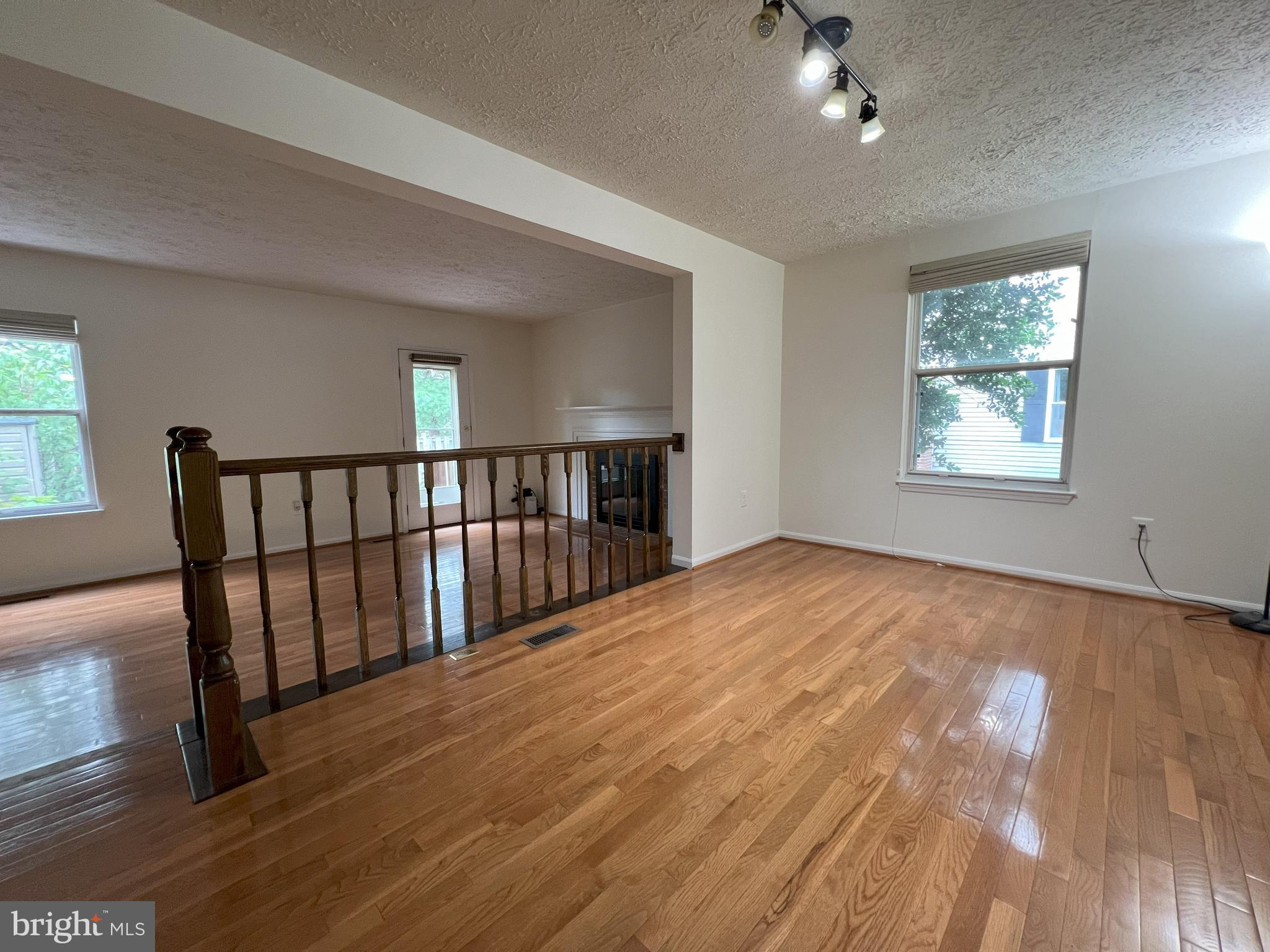 DUFIEF MILL ESTATES - Residential Lease