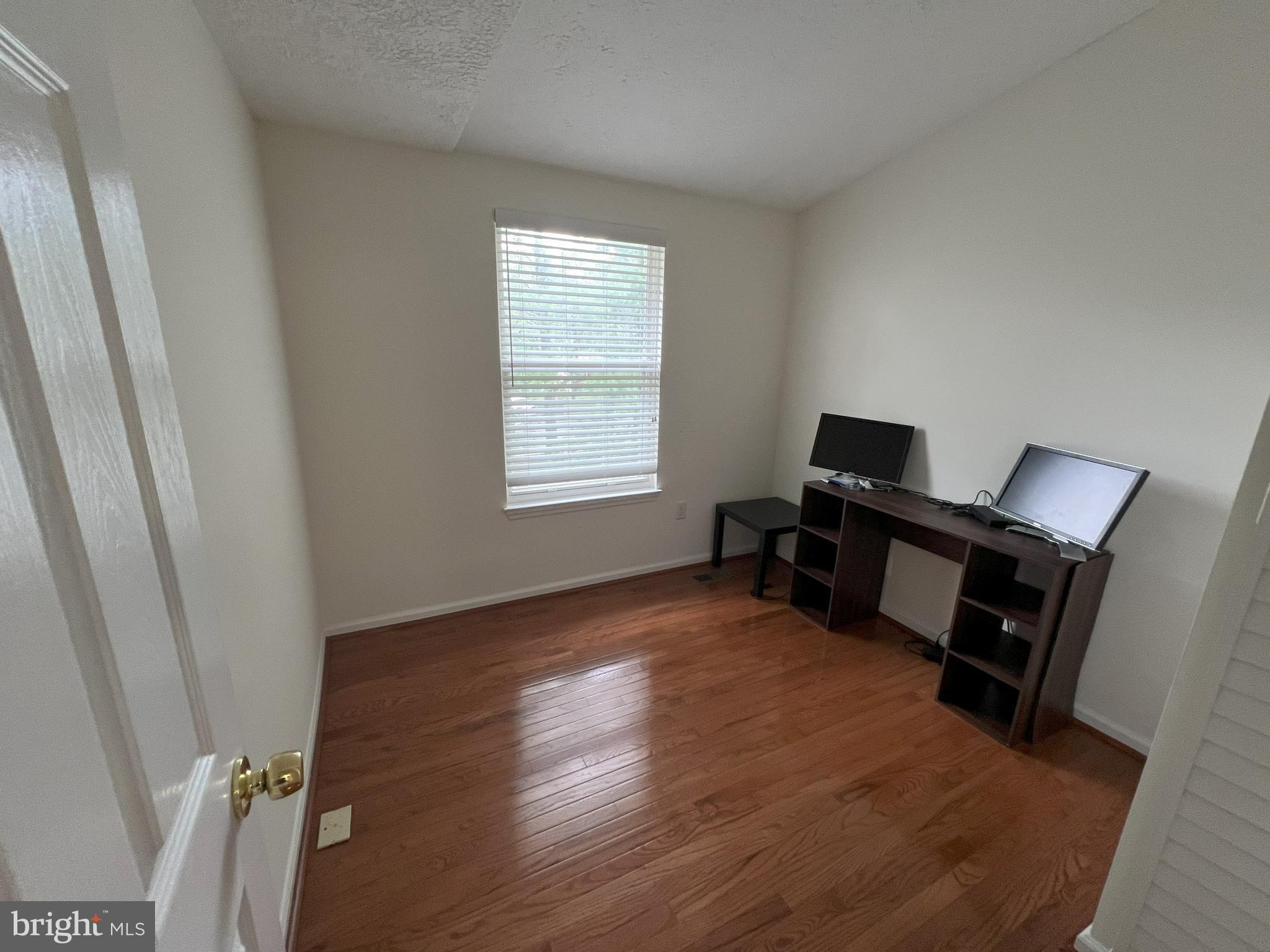 DUFIEF MILL ESTATES - Residential Lease