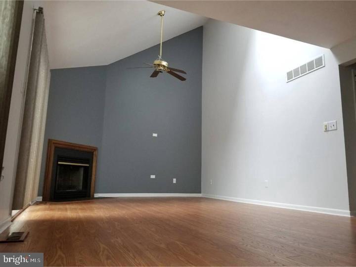 TIMBER MILL - Residential Lease