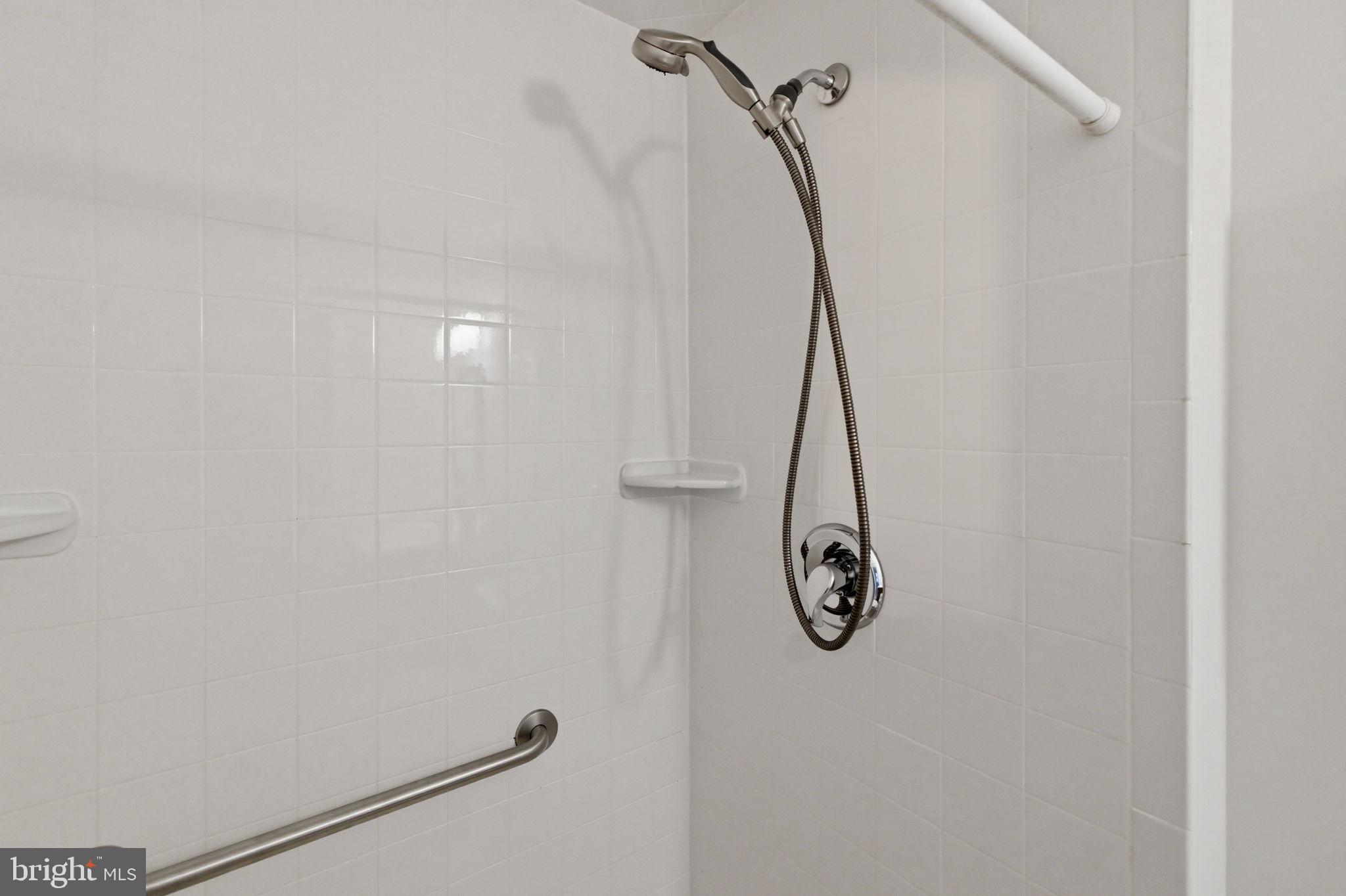 NORTH SPRINGFIELD PARK - Residential