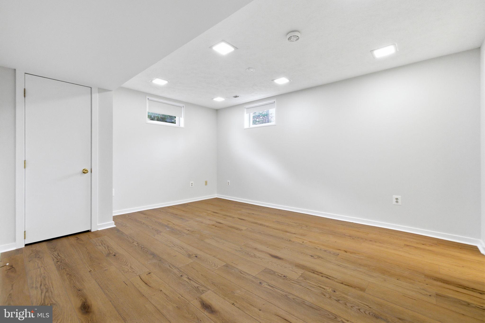 NORTH SPRINGFIELD PARK - Residential