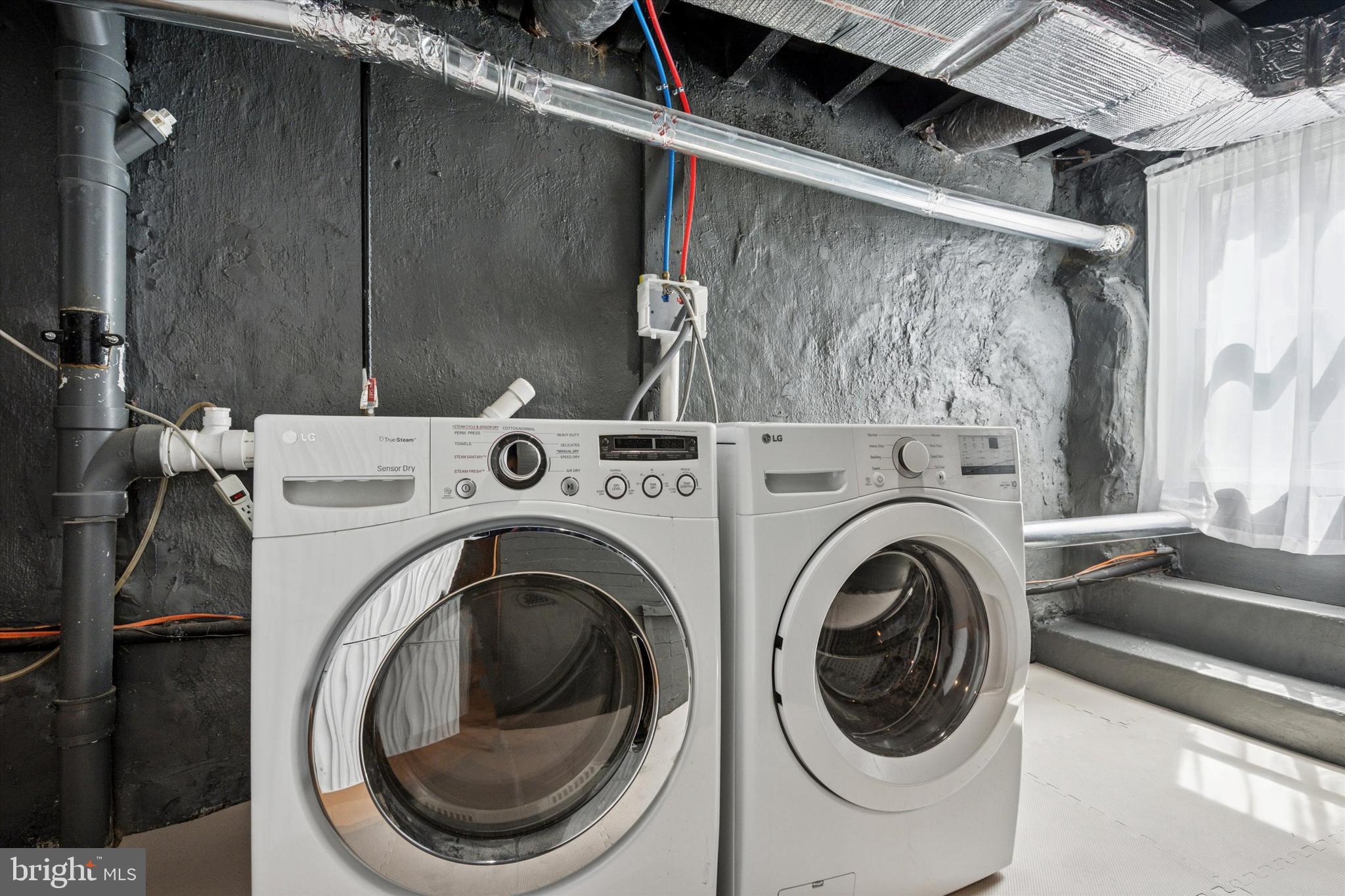 ALLEGHENY WEST - Residential