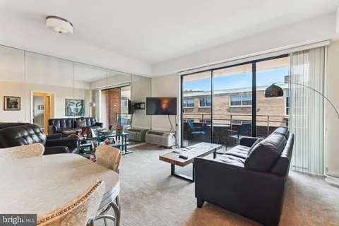 2141 P Street NW Unit 1010, Washington, DC 20037 - MLS#: DCDC2196206
