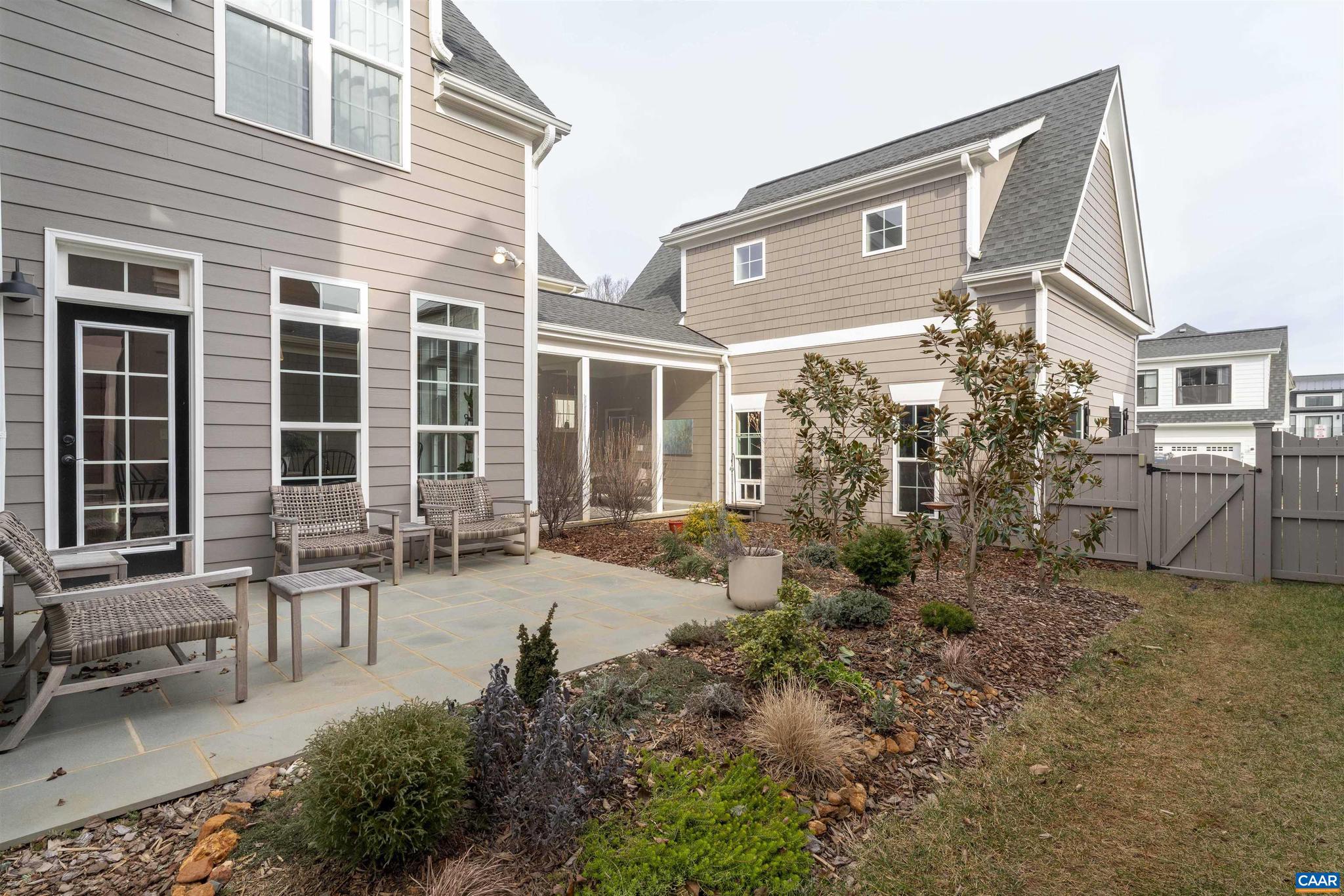 OLD TRAIL - Residential