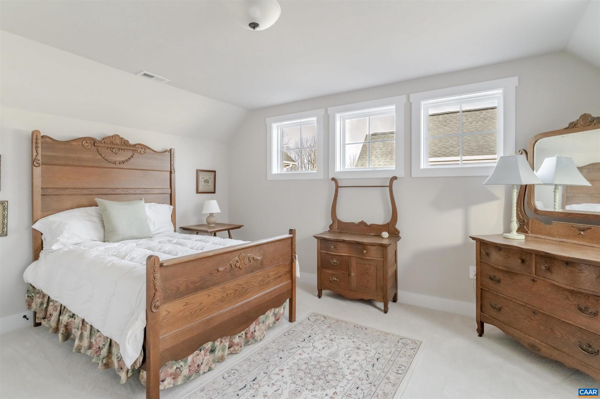 OLD TRAIL - Residential