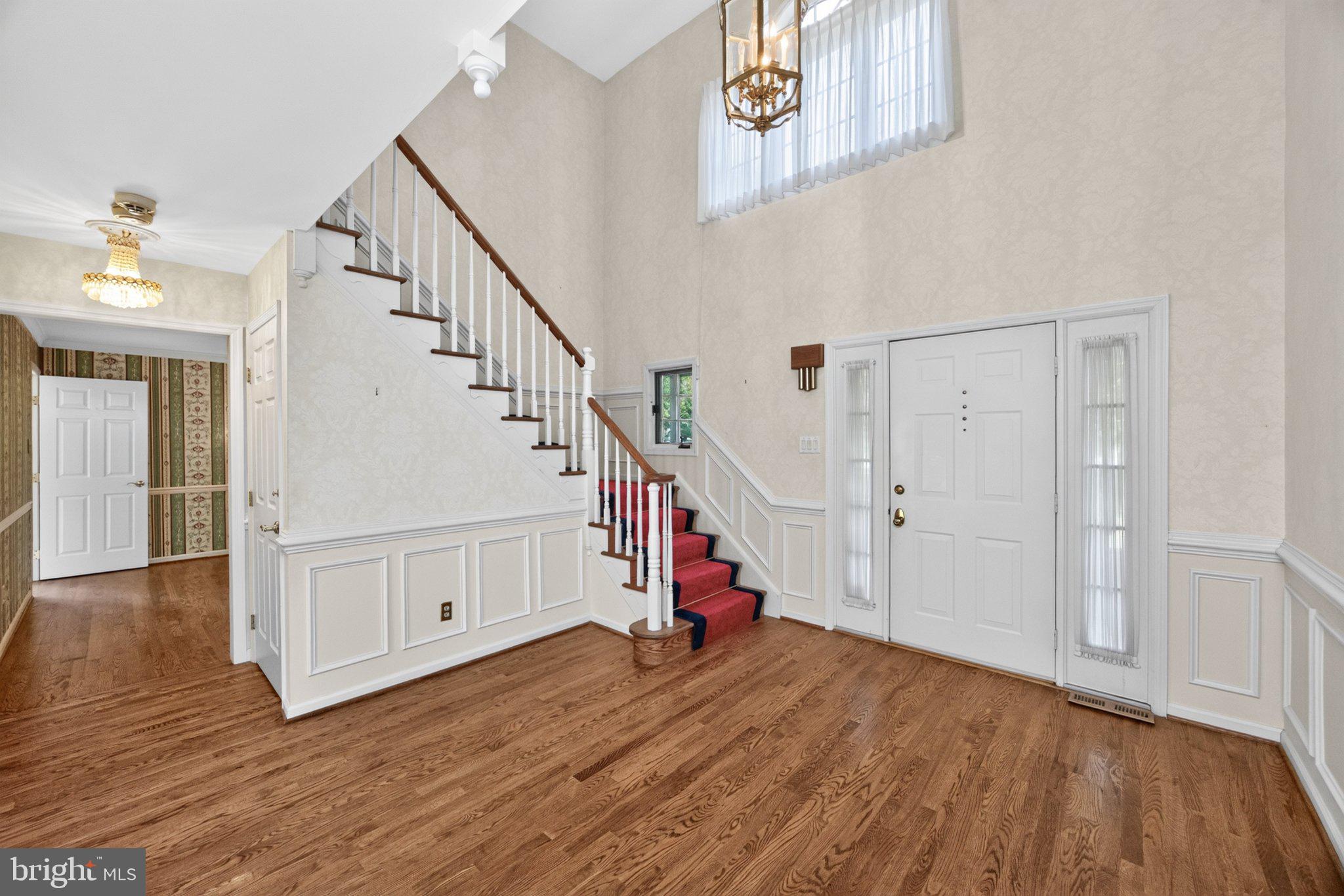 375 COUNTRY LANE