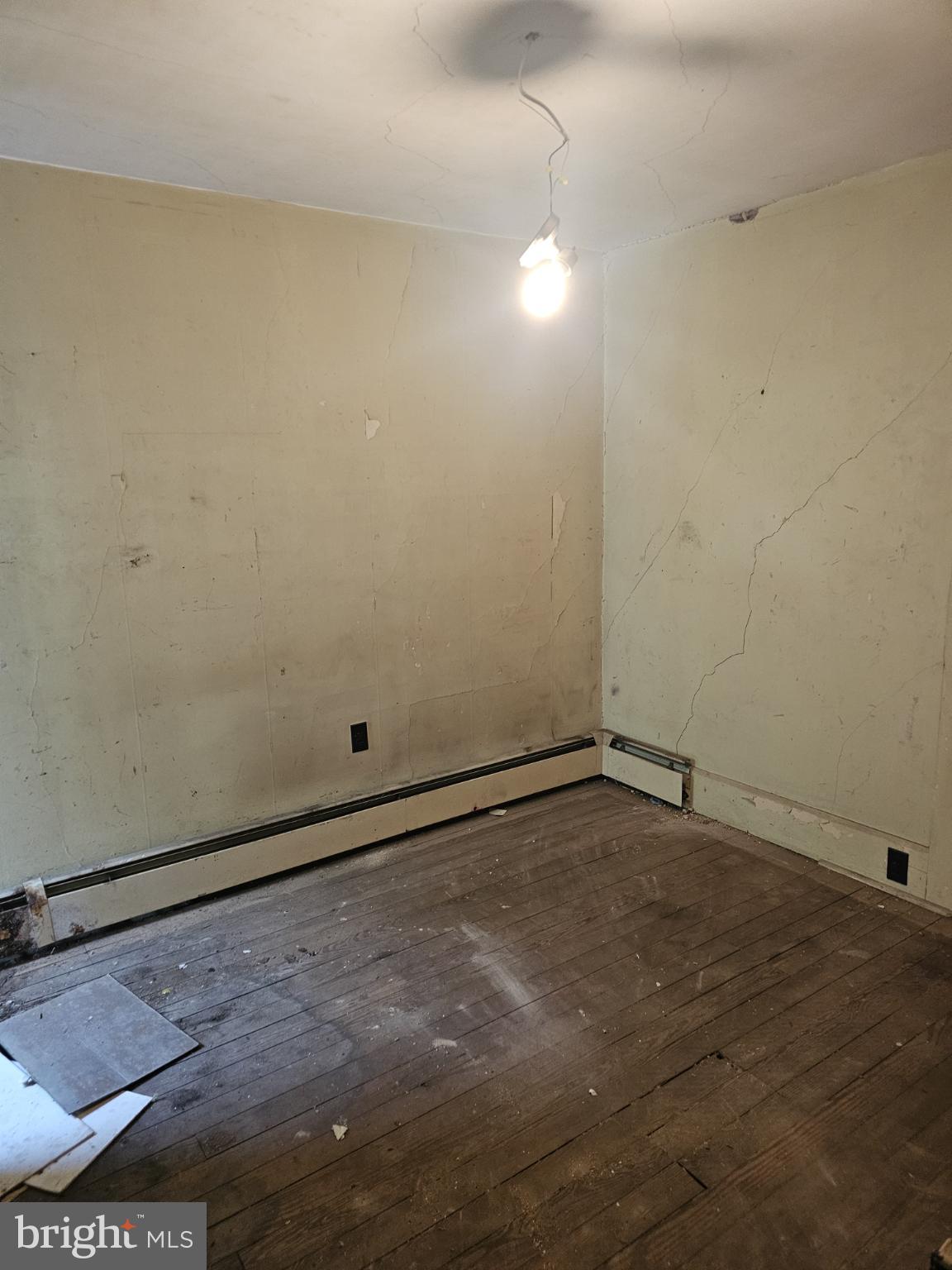 NONE AVAILABEL - Residential