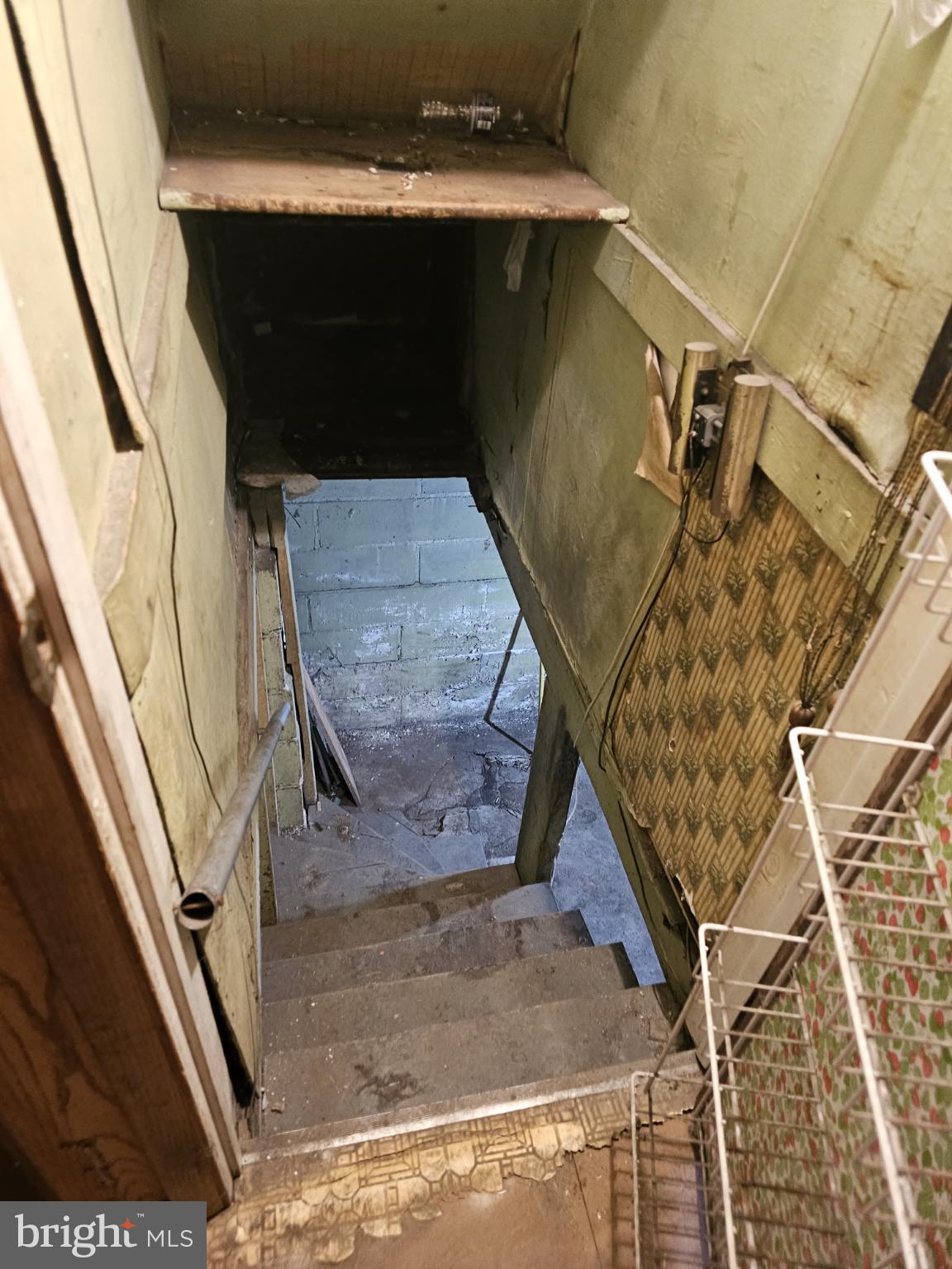 NONE AVAILABEL - Residential