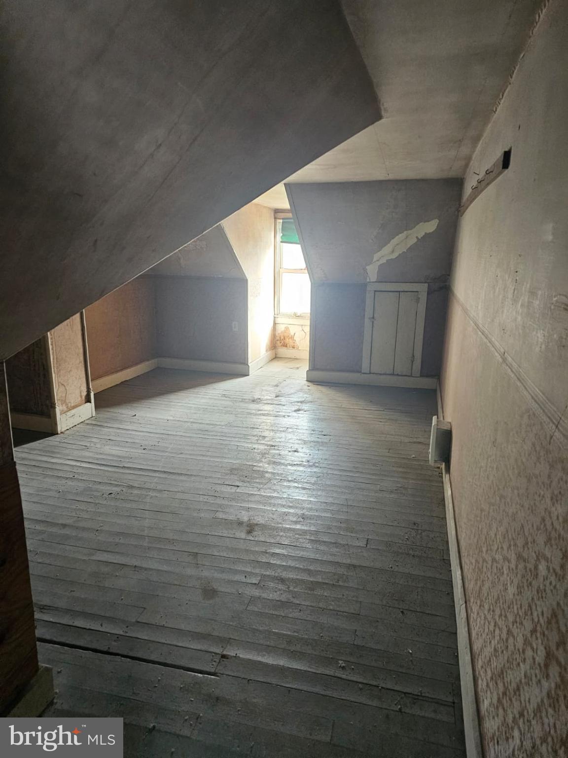 NONE AVAILABEL - Residential