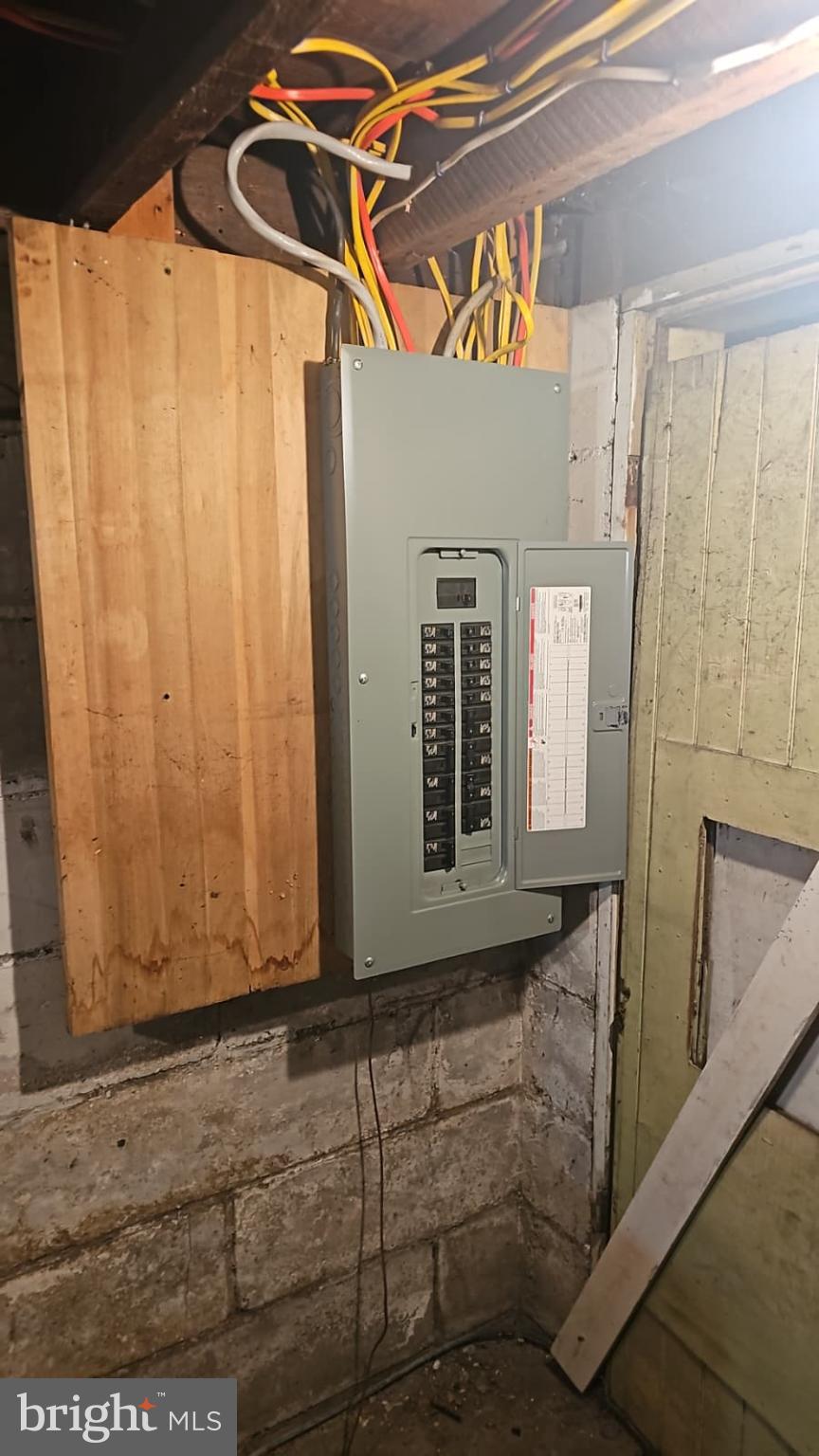 NONE AVAILABEL - Residential