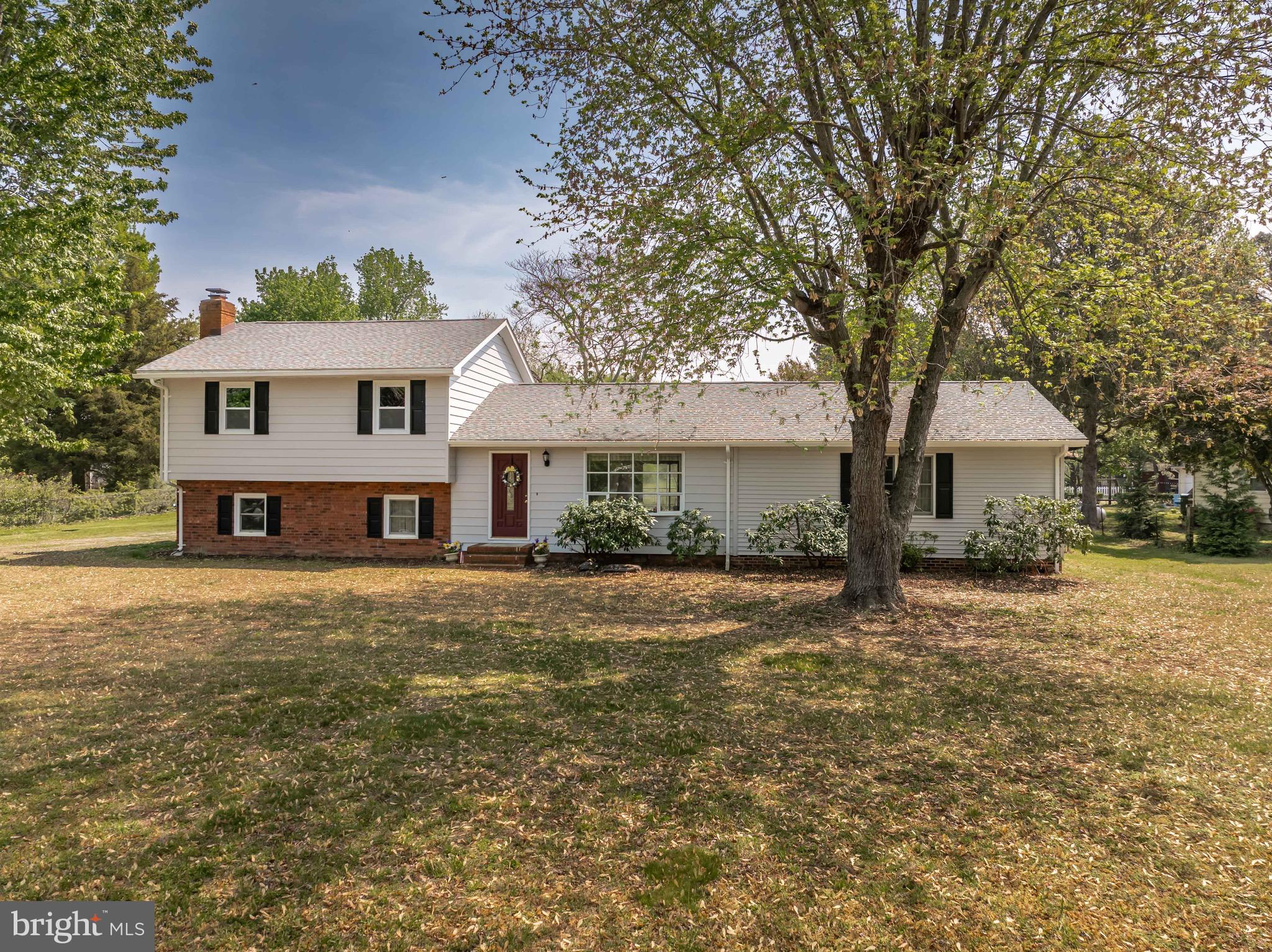 6431 CROCKETT LANE