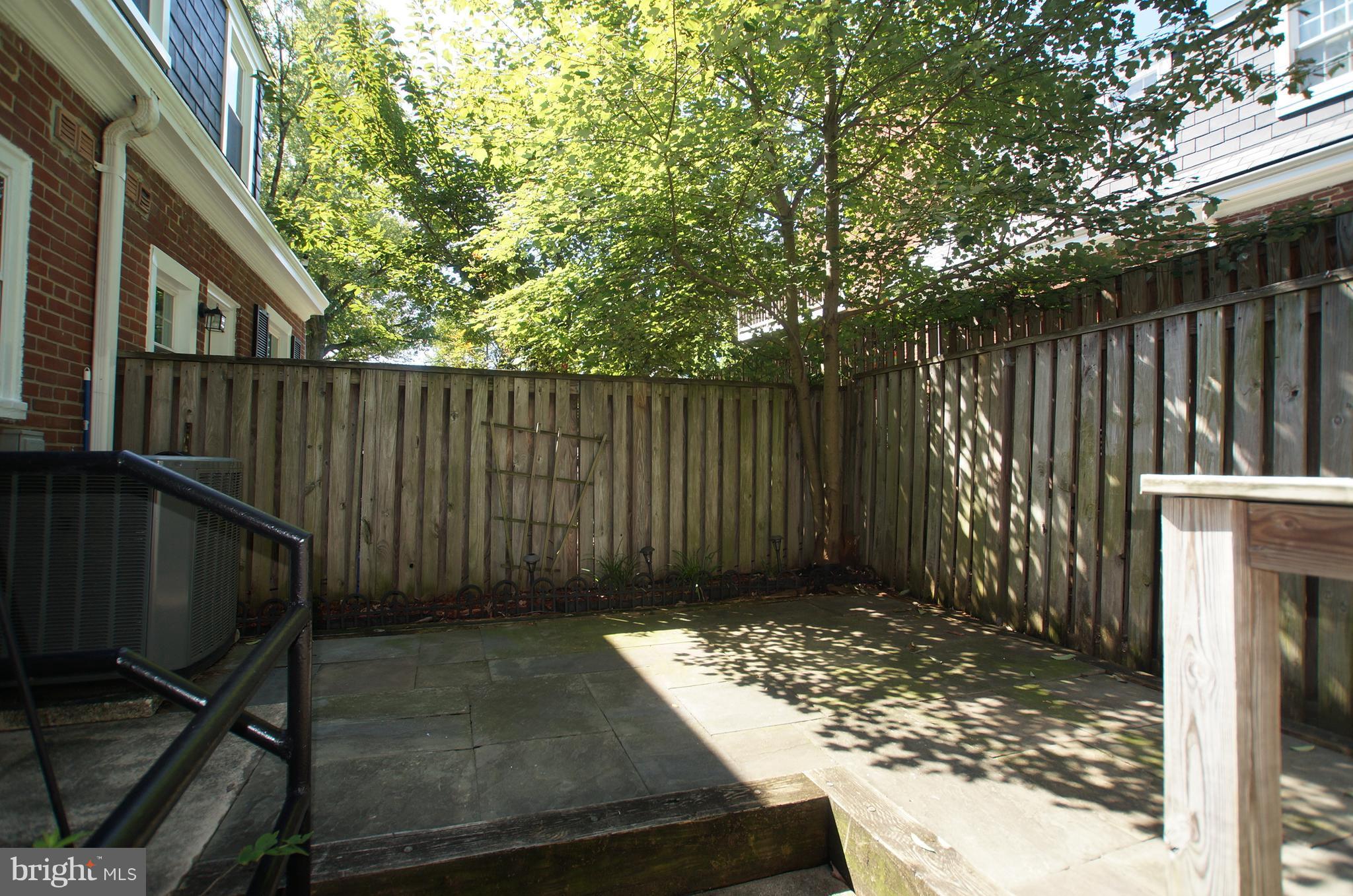 FAIRLINGTON - Residential Lease