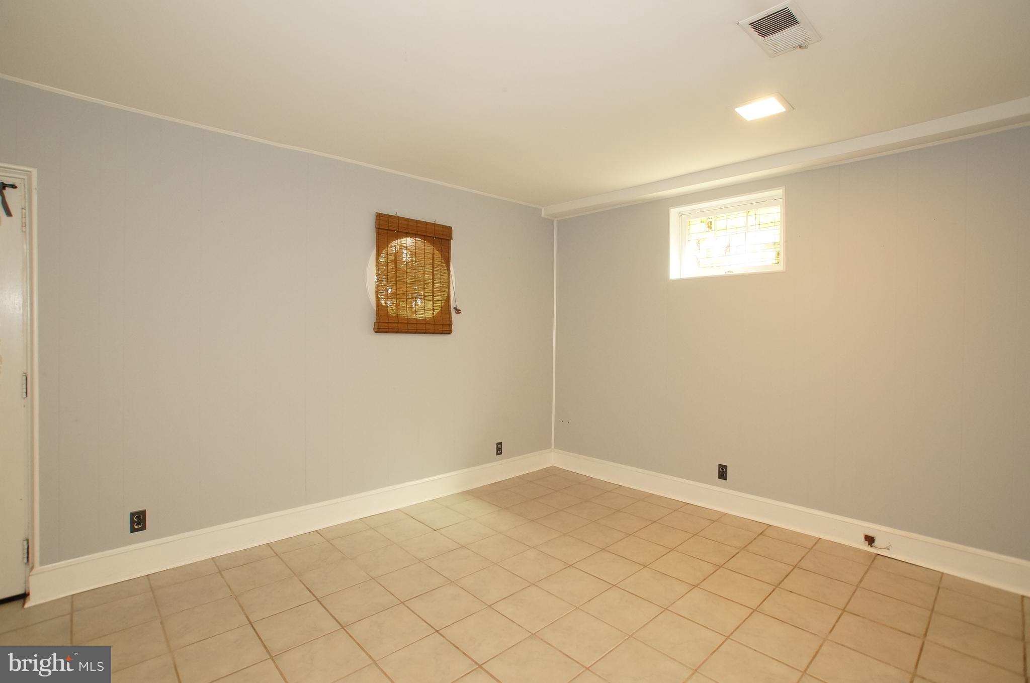 FAIRLINGTON - Residential Lease
