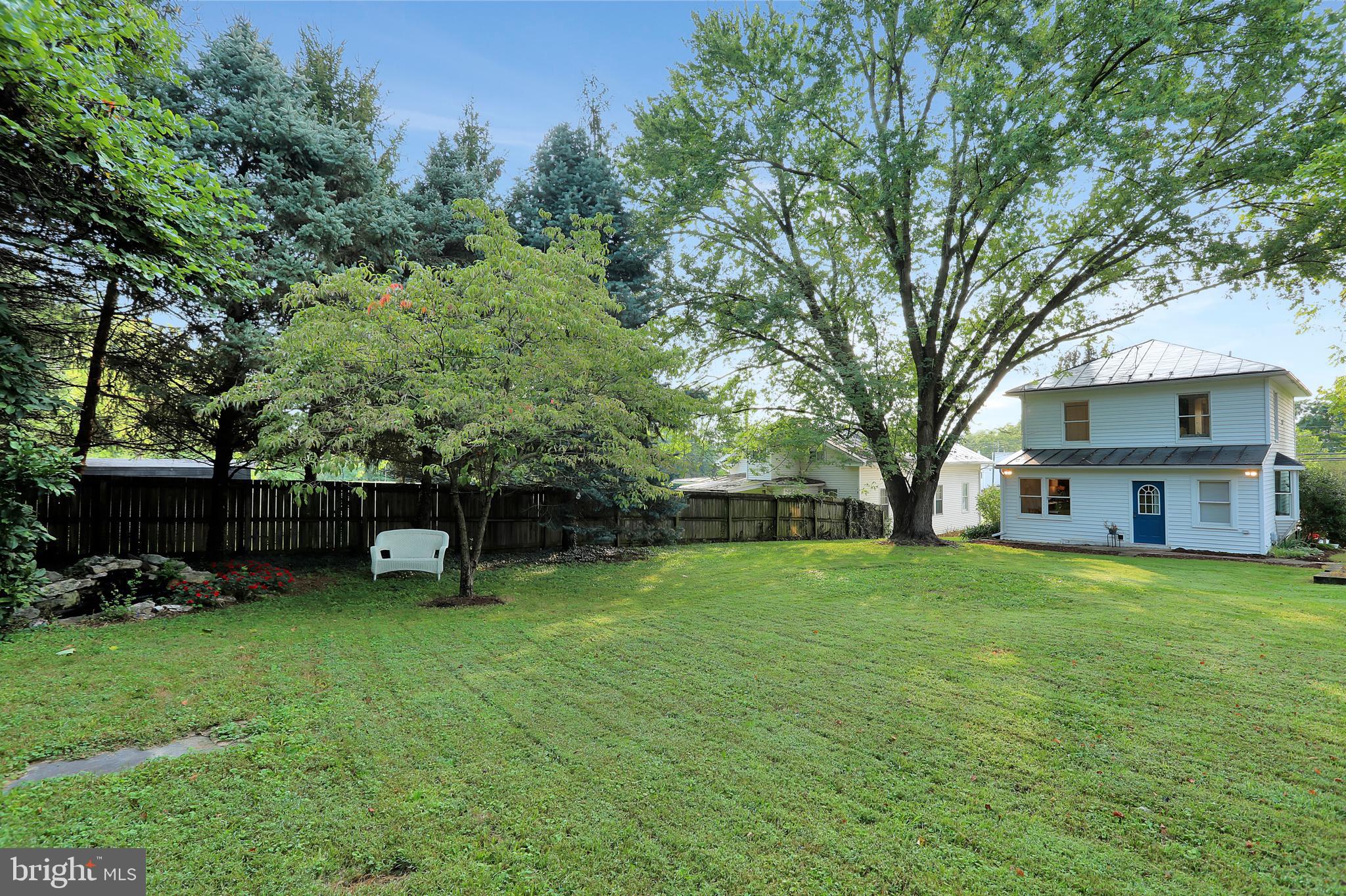 WEYERS CAVE - Residential