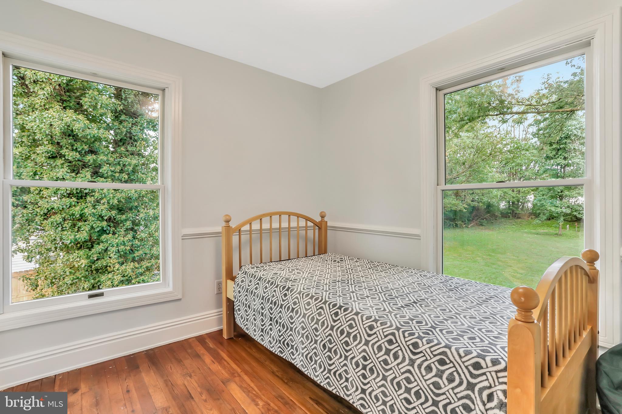 WEYERS CAVE - Residential