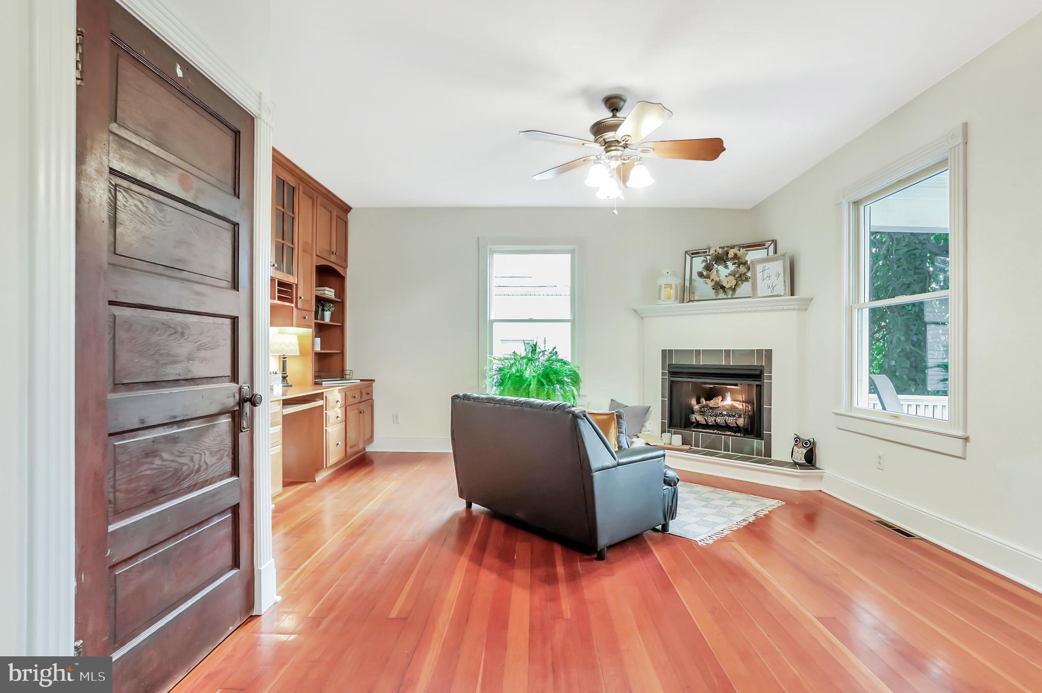 WEYERS CAVE - Residential