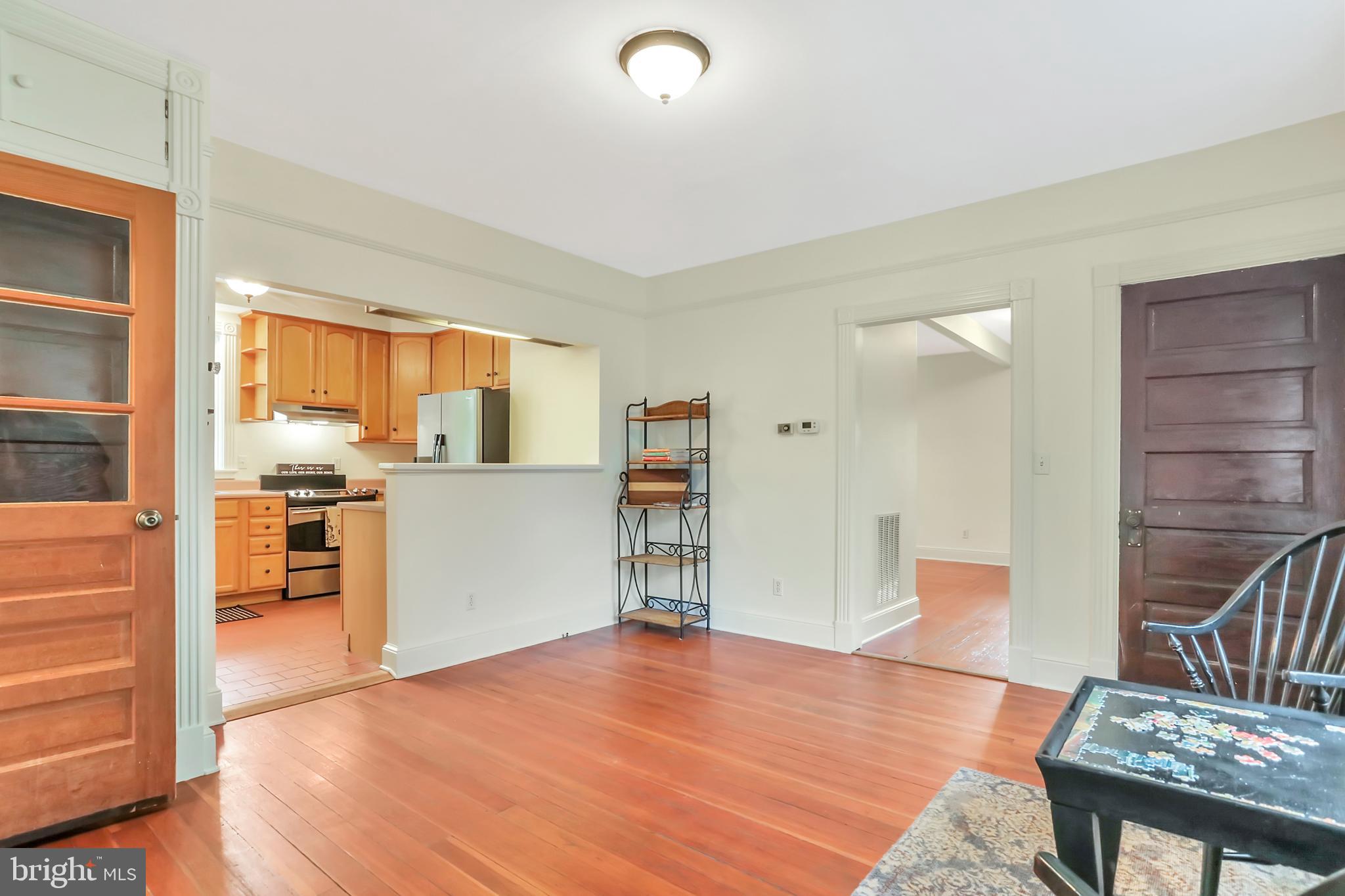 WEYERS CAVE - Residential