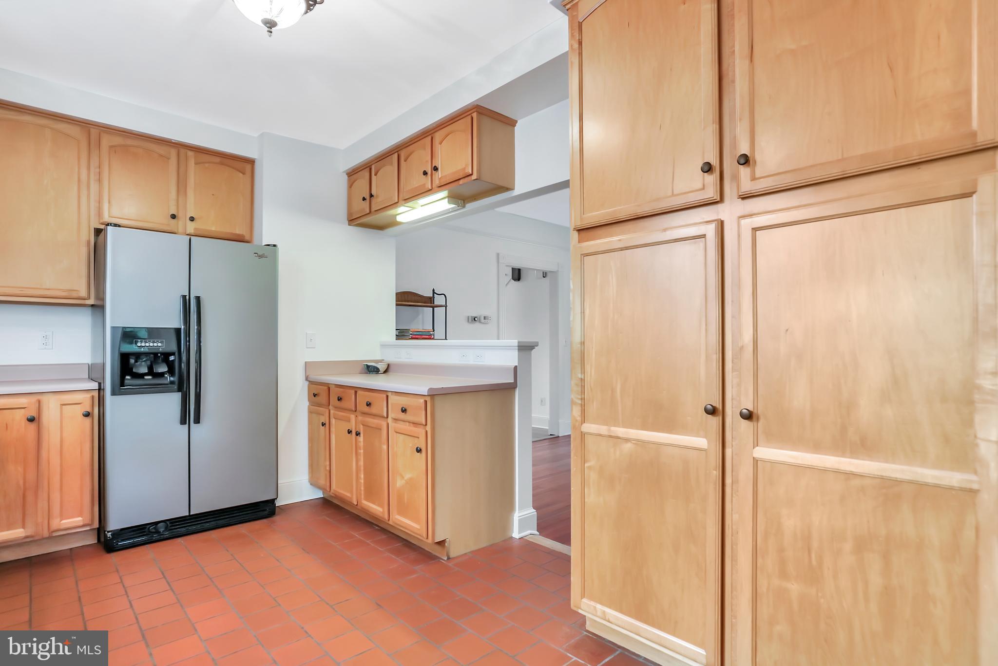 WEYERS CAVE - Residential