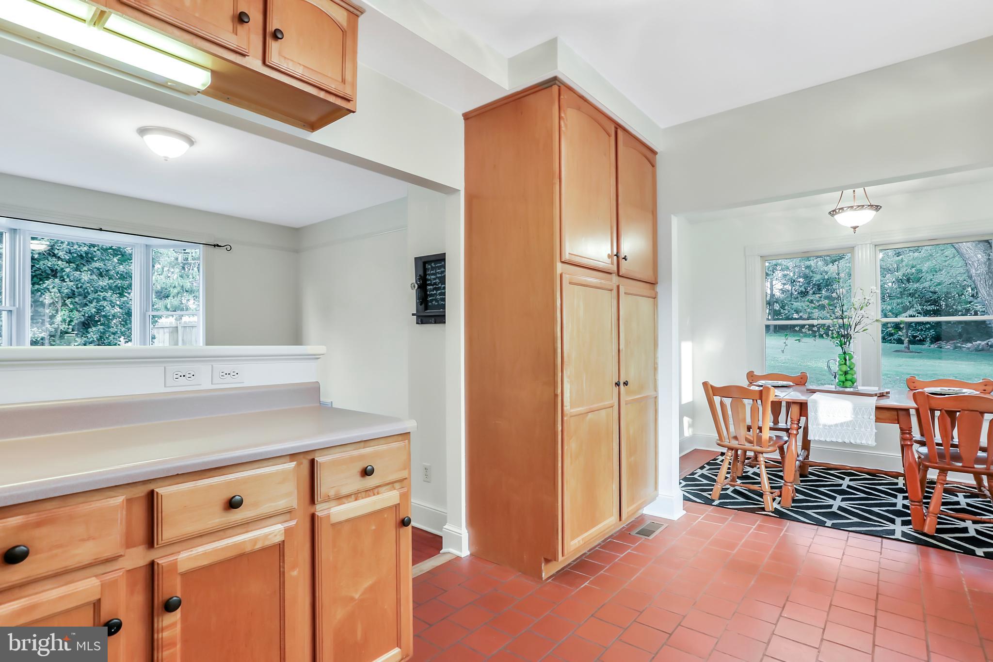 WEYERS CAVE - Residential