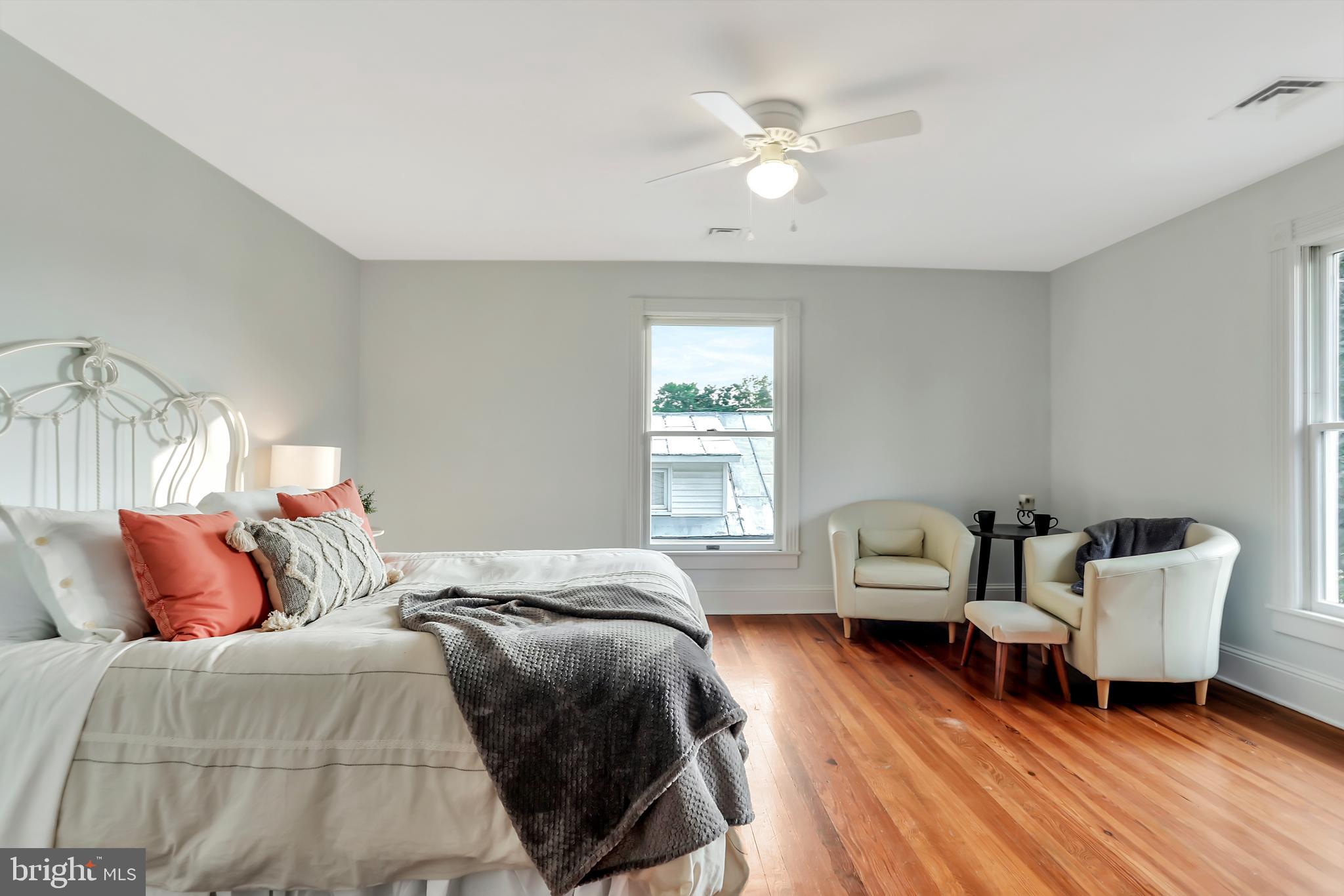 WEYERS CAVE - Residential