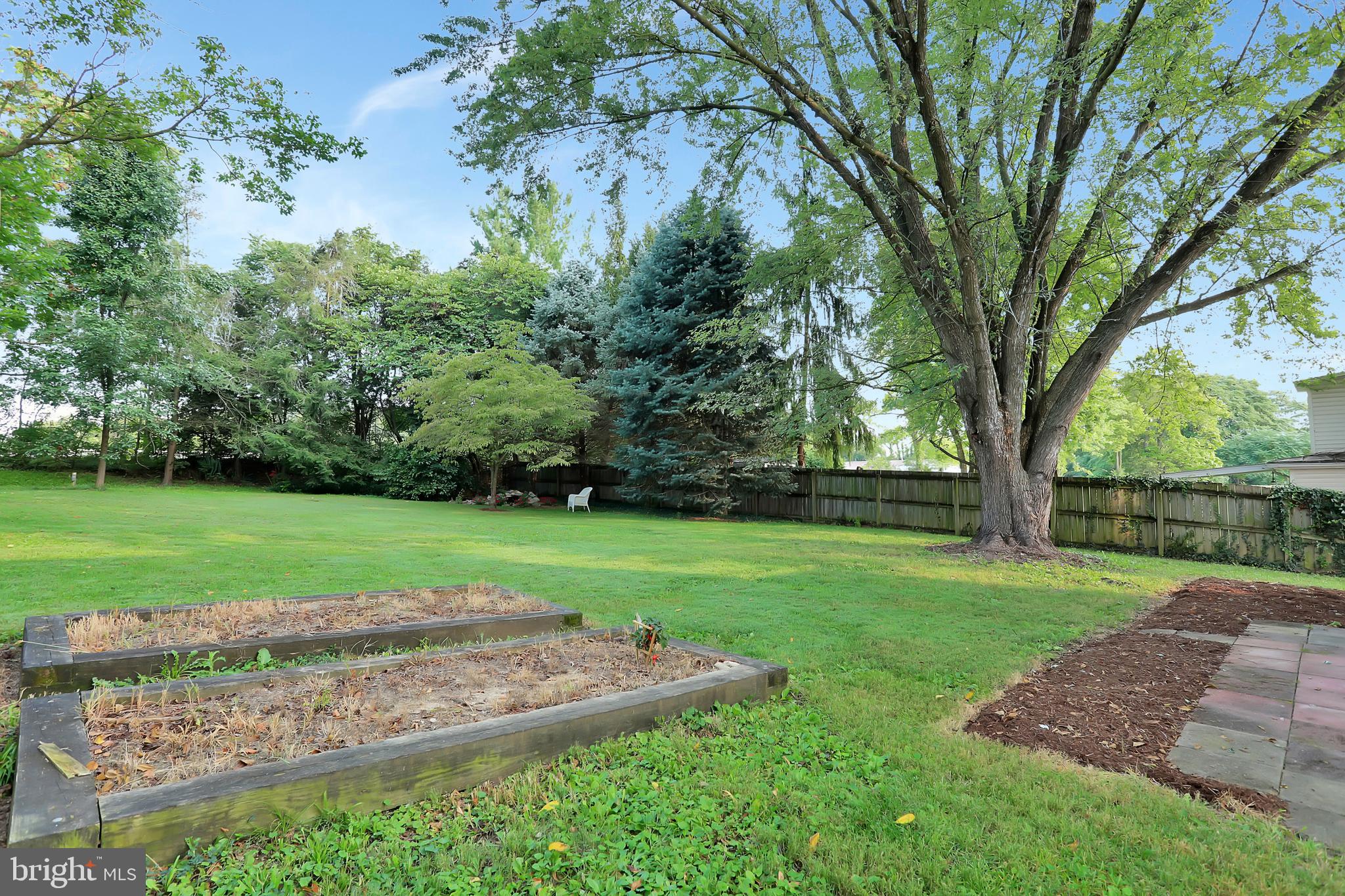 WEYERS CAVE - Residential