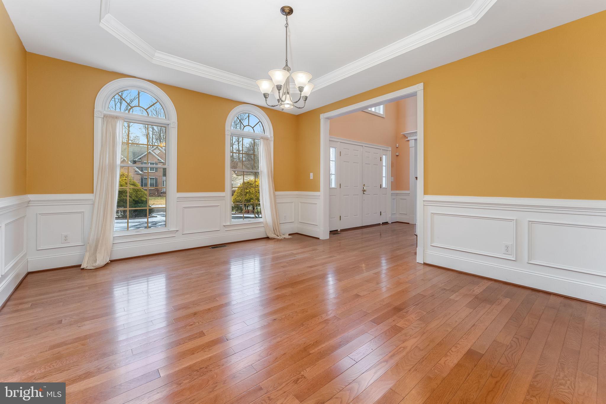 UPPER MOUNTAIN ESTS - Residential