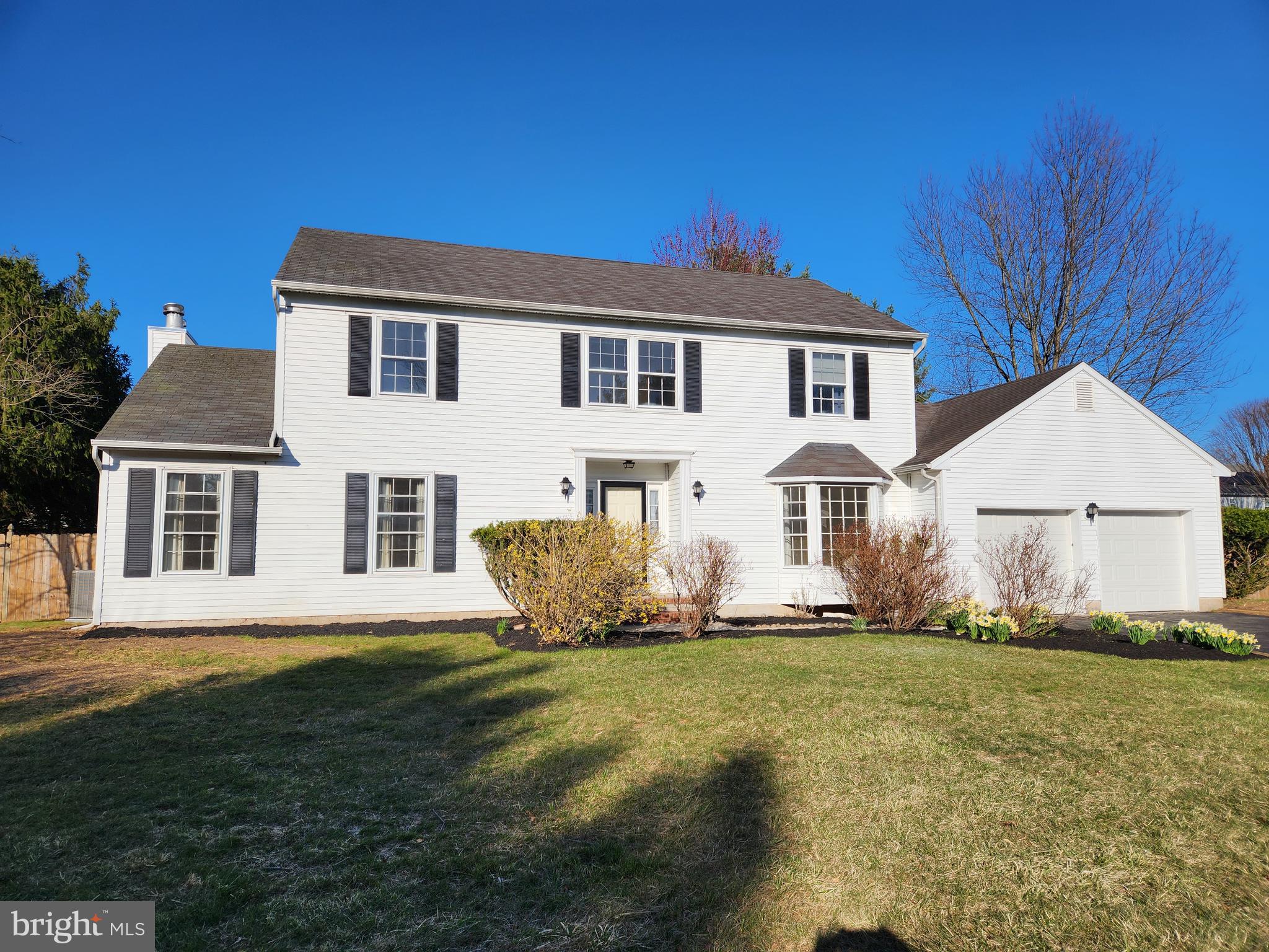 10 DUSTIN DRIVE