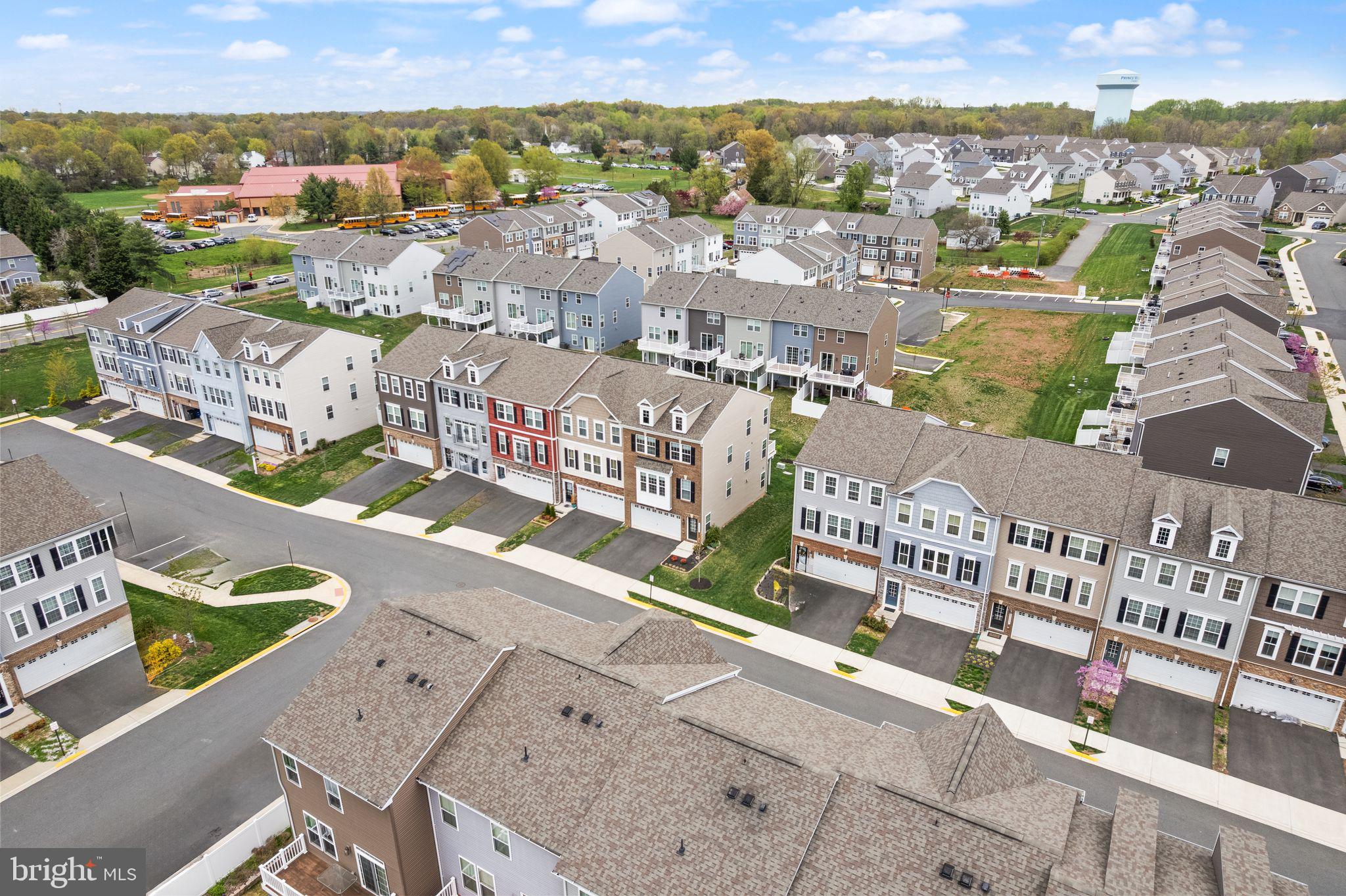 BRADLEY SQUARE - Residential