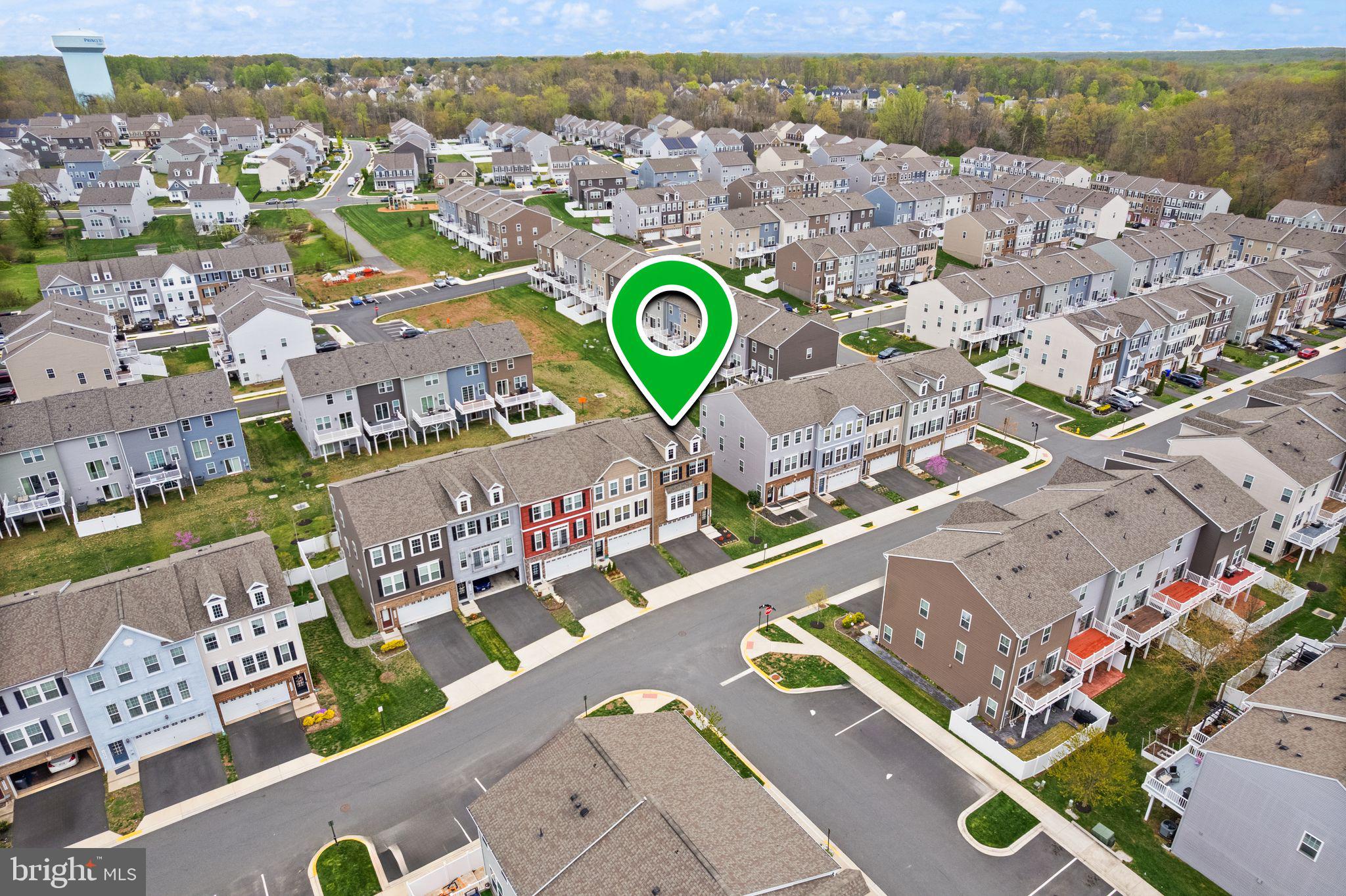 BRADLEY SQUARE - Residential