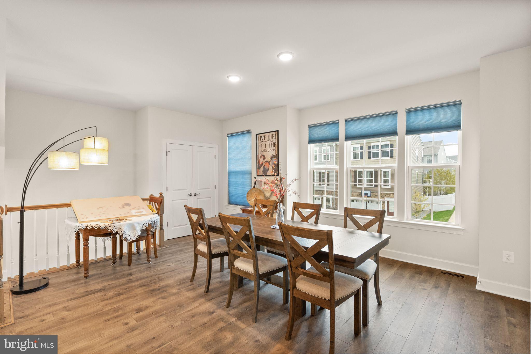 BRADLEY SQUARE - Residential