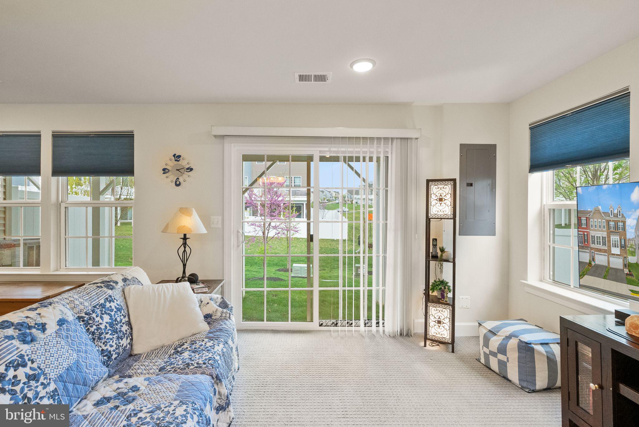 BRADLEY SQUARE - Residential