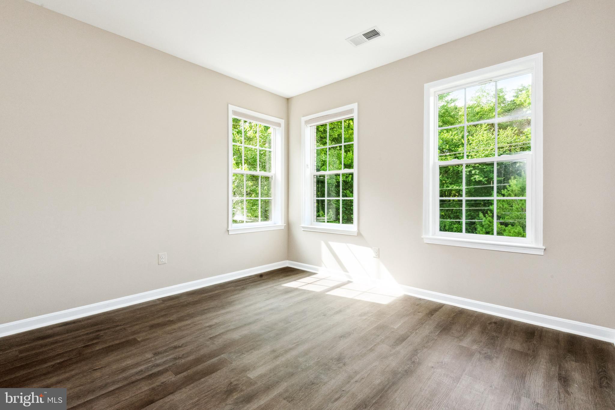 LONGLEAF - Residential