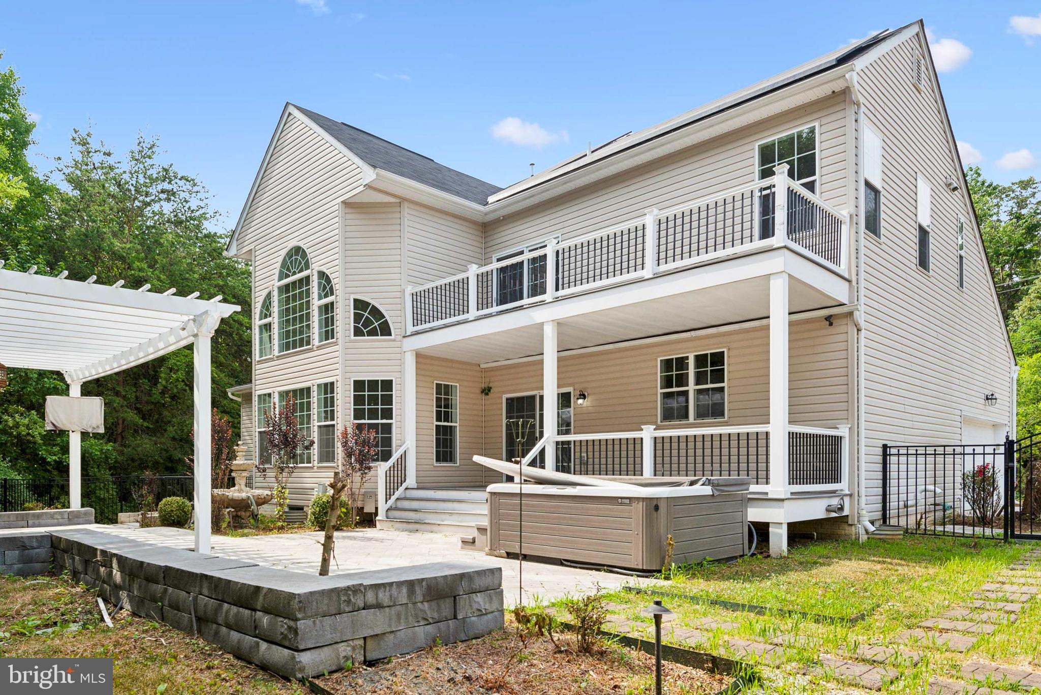 LONGLEAF - Residential