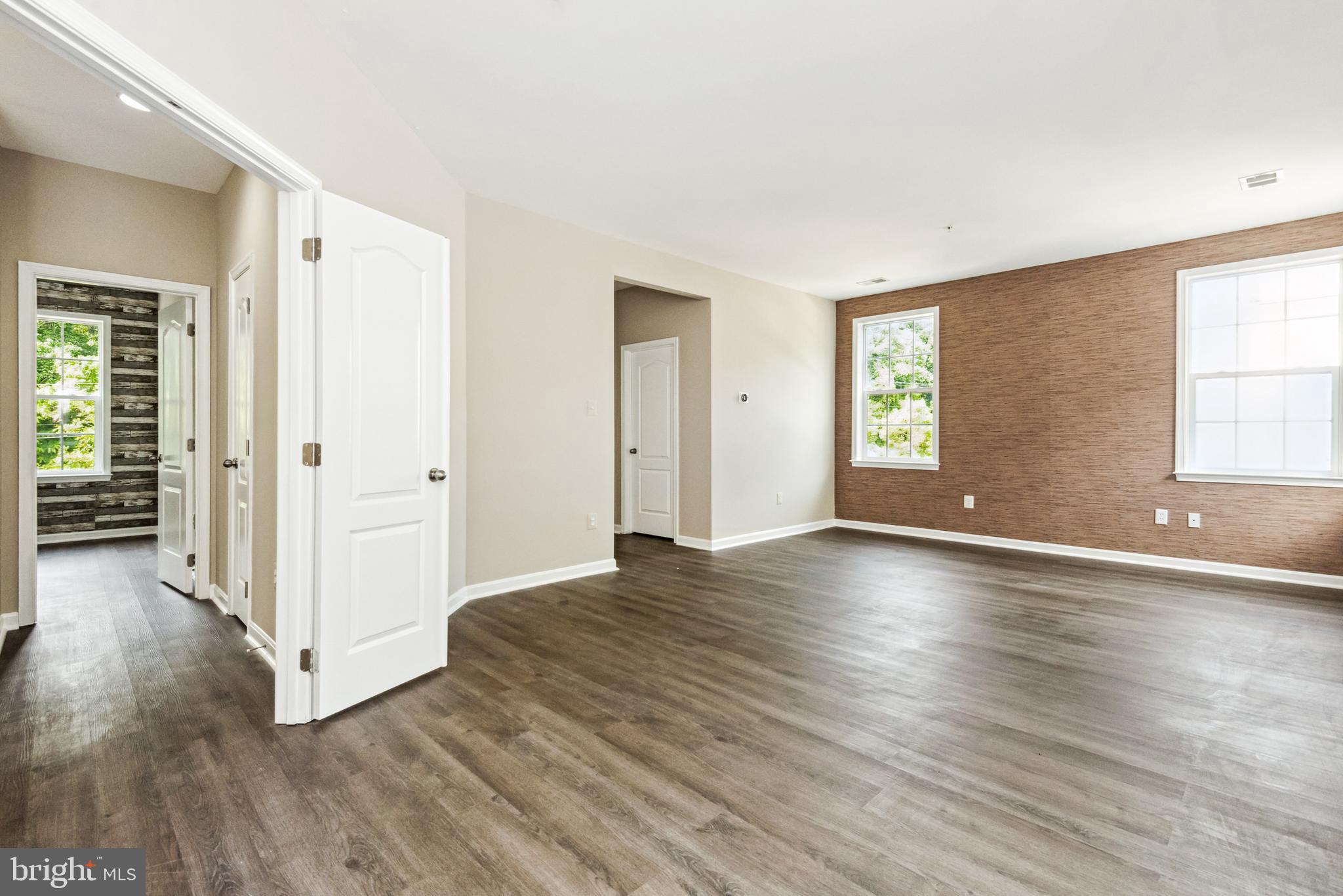 LONGLEAF - Residential