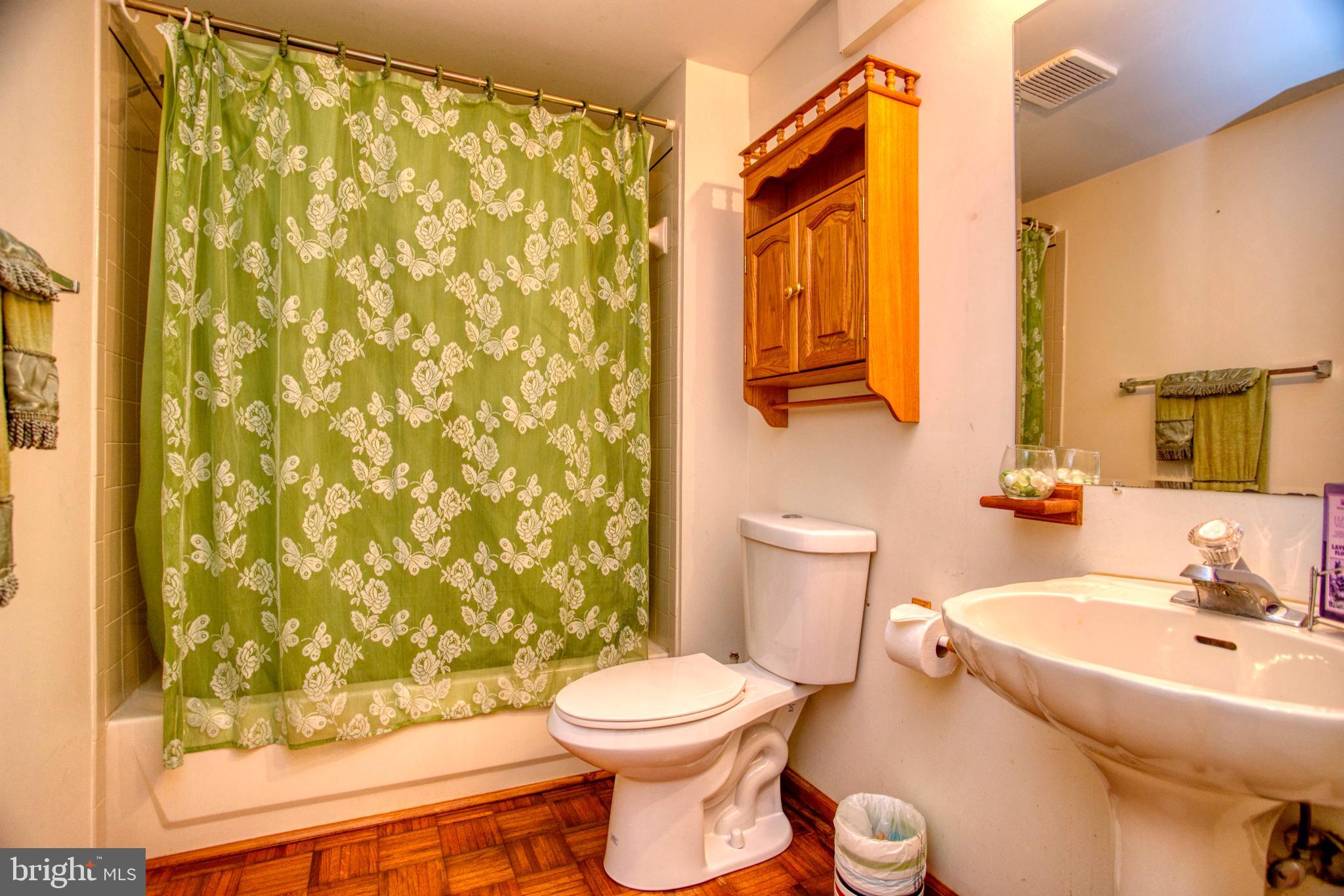 FORT WASHINGTON FOREST - Residential