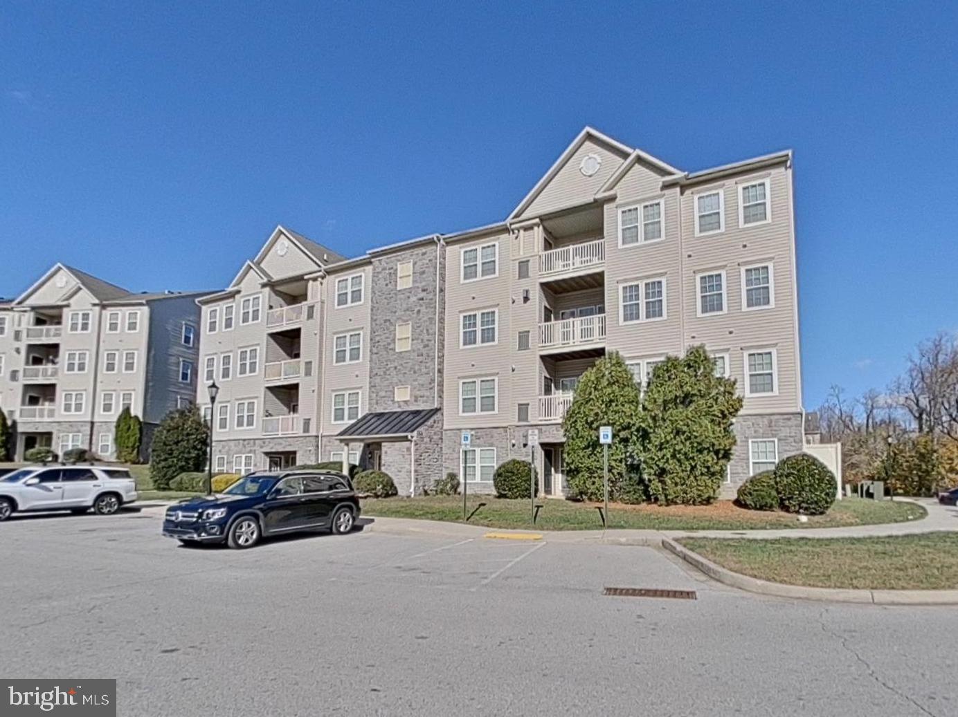 5307 WYNDHOLME CIRCLE 102