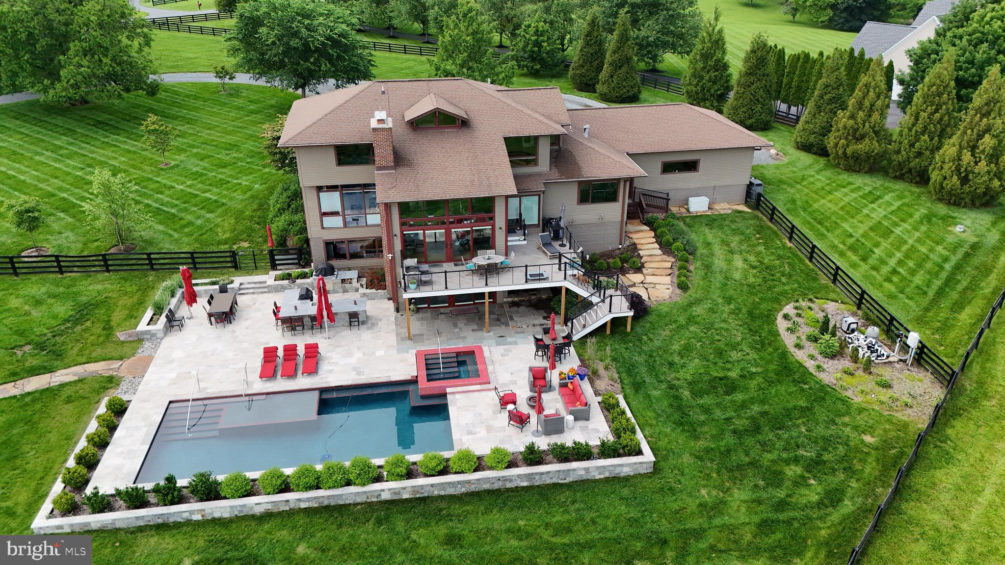 ROSEMONT - Residential