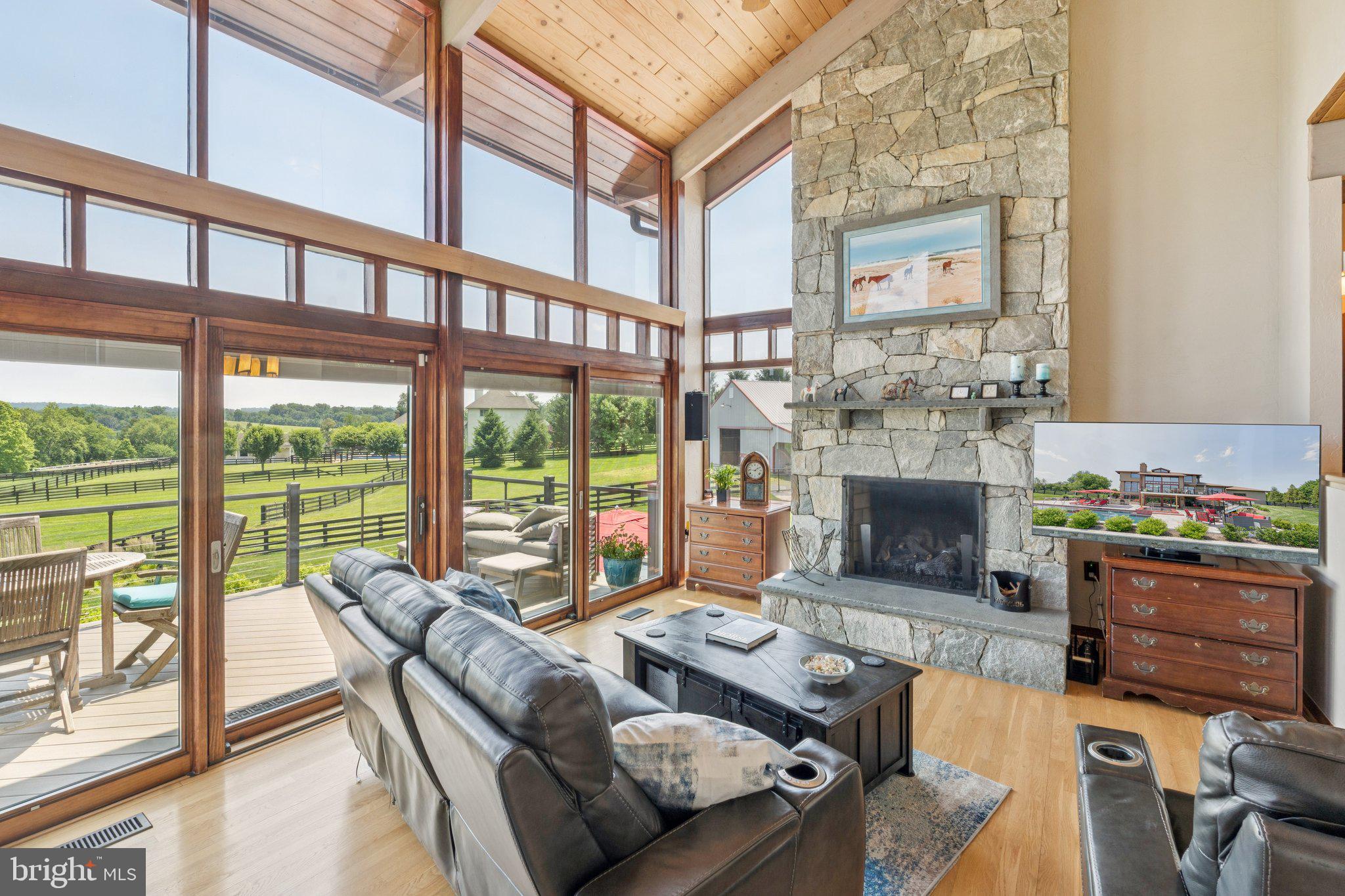 ROSEMONT - Residential