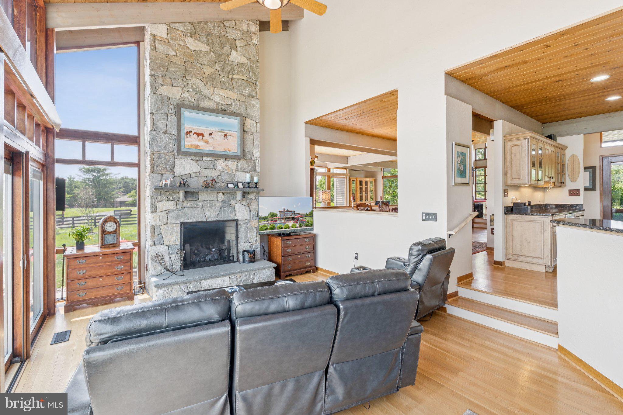 ROSEMONT - Residential