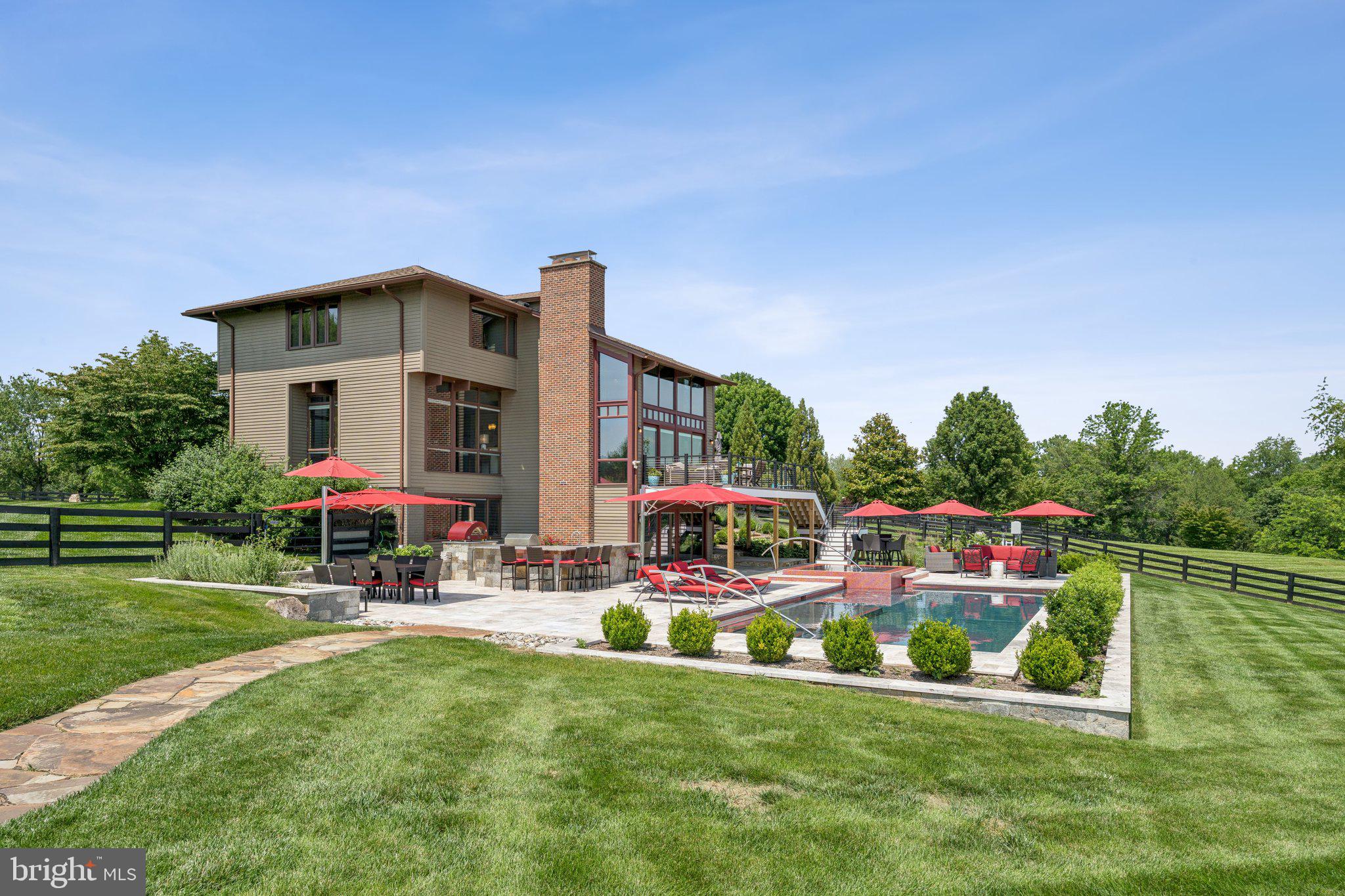 ROSEMONT - Residential