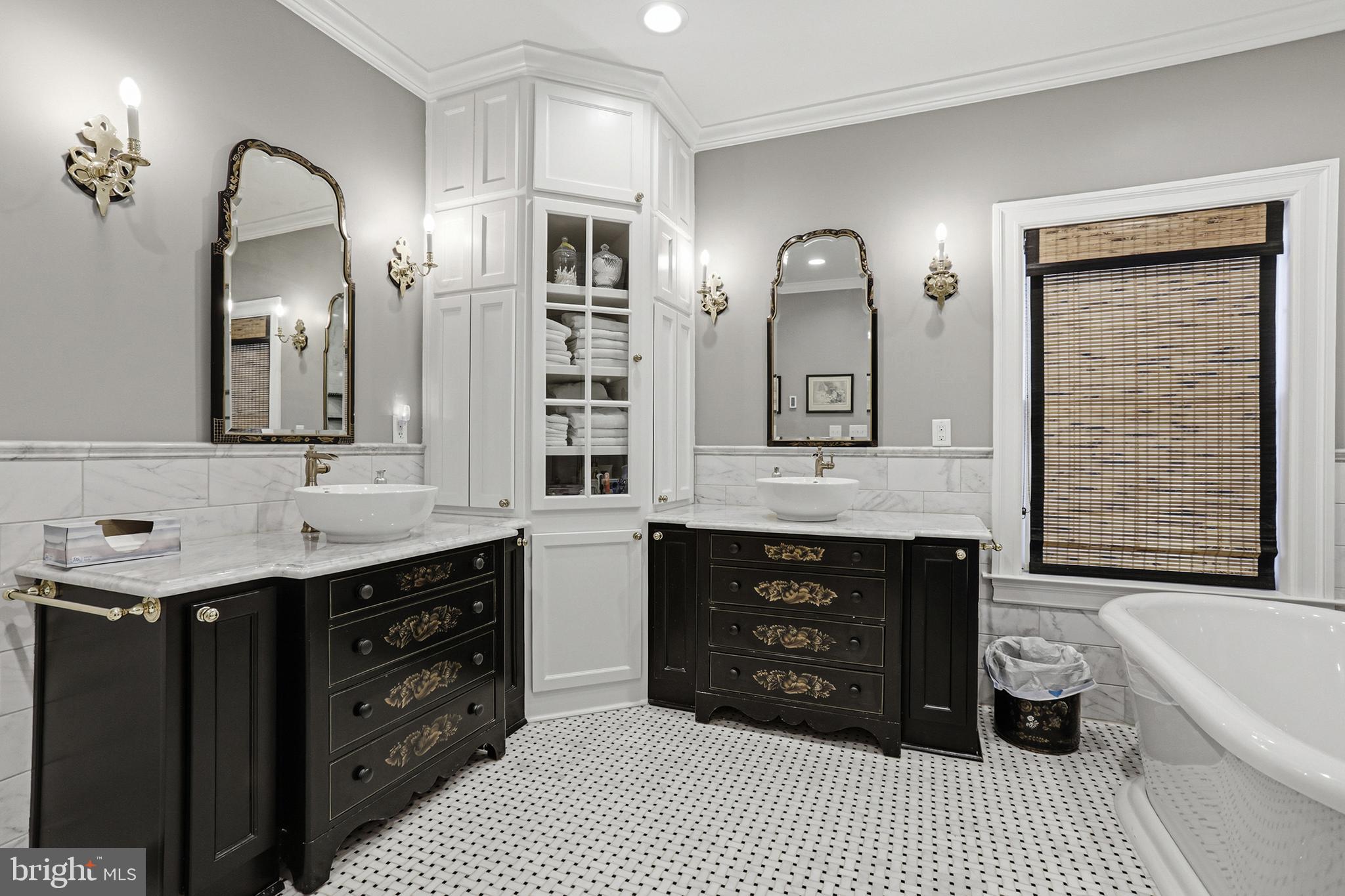 OYSTER SHELL LANDING - Residential