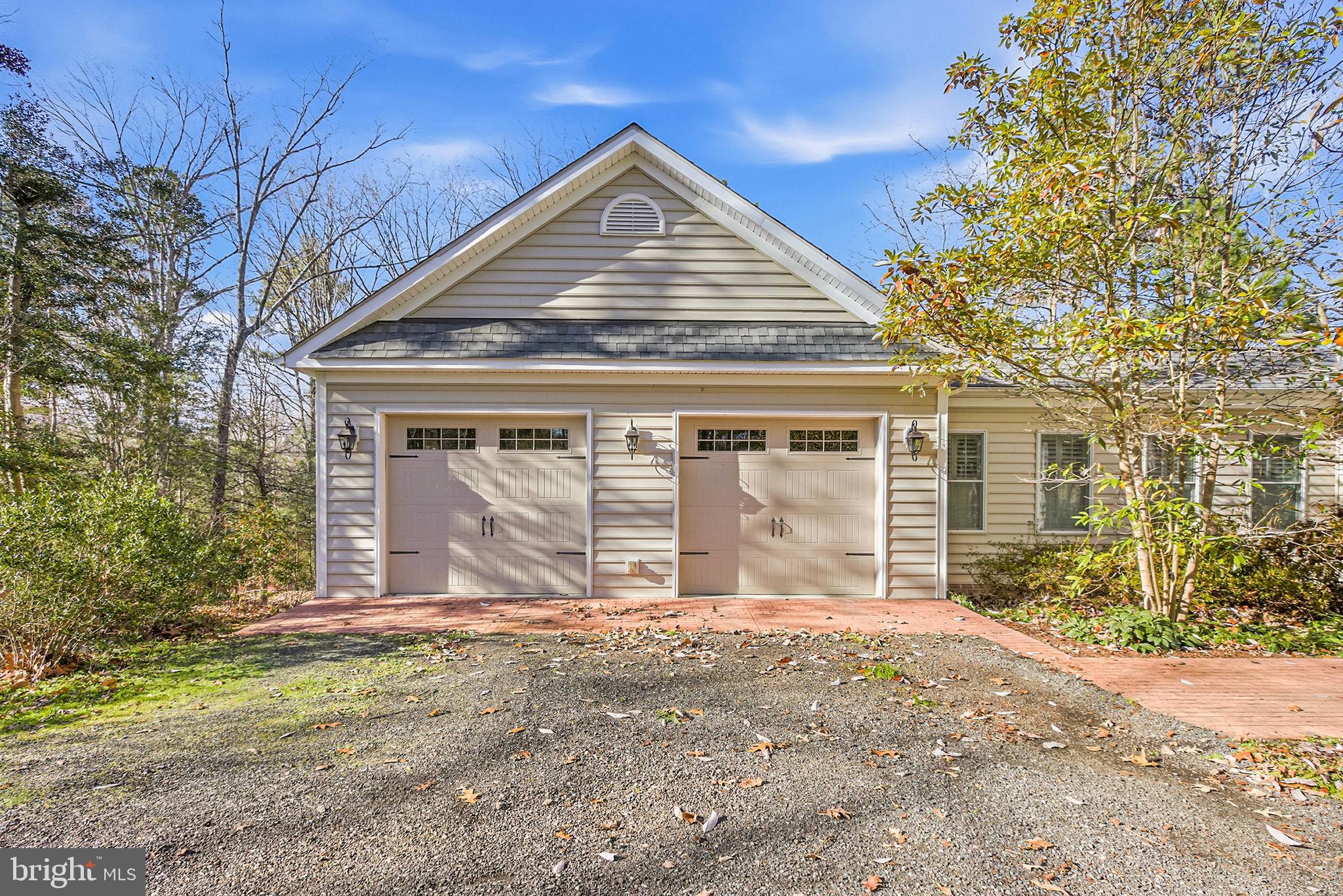OYSTER SHELL LANDING - Residential