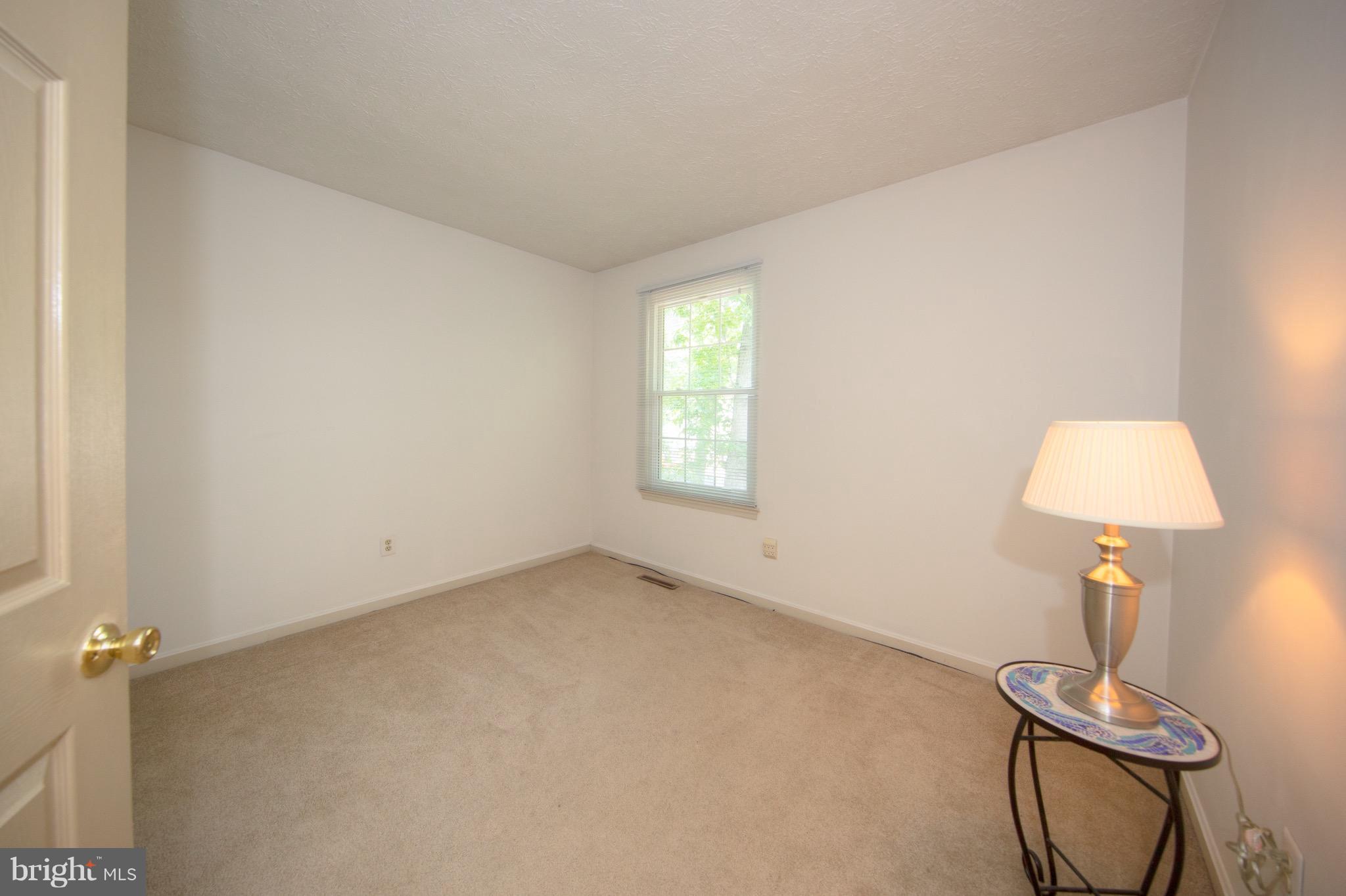 HOWARD MANOR - Residential