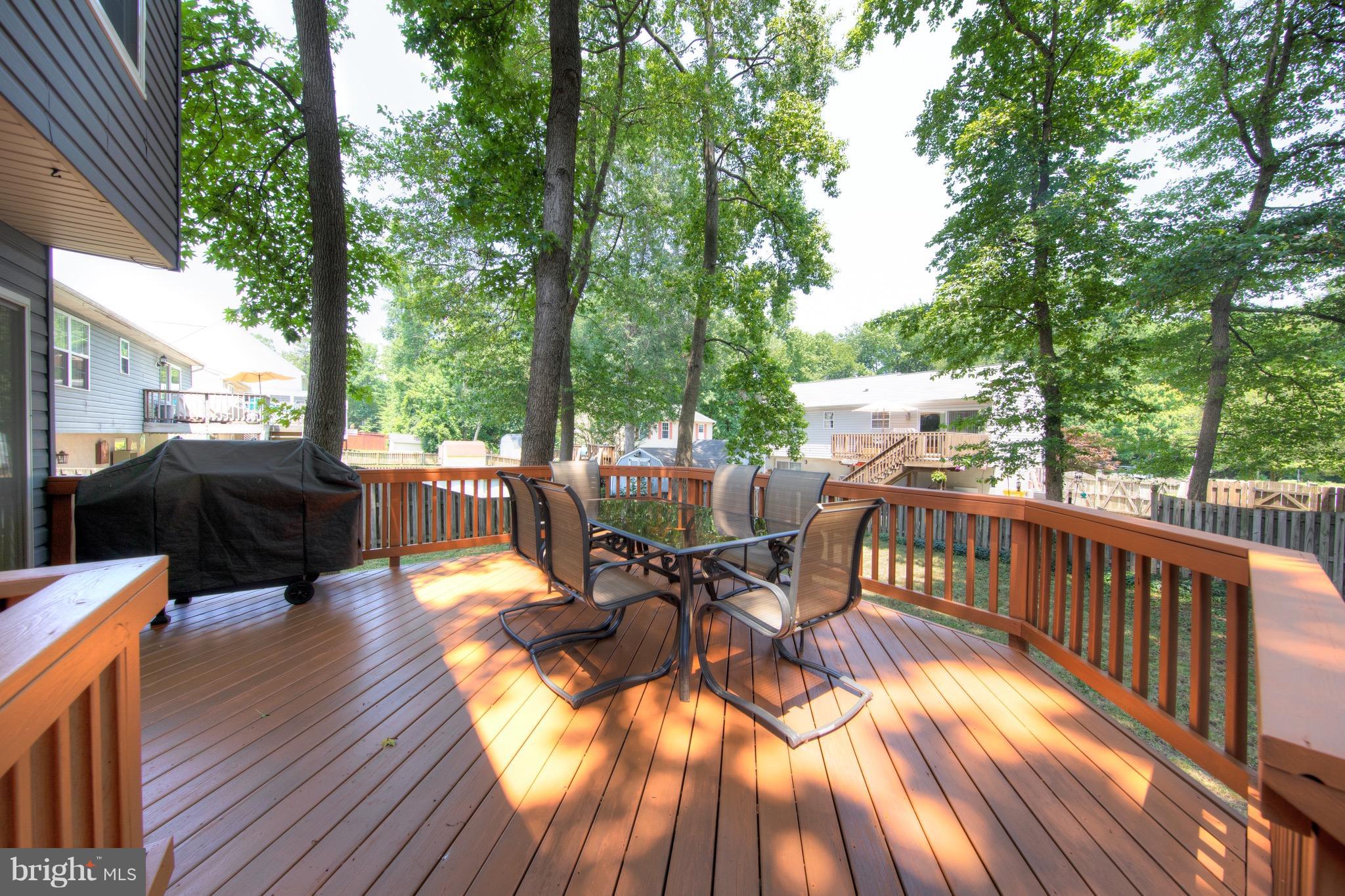 HOWARD MANOR - Residential