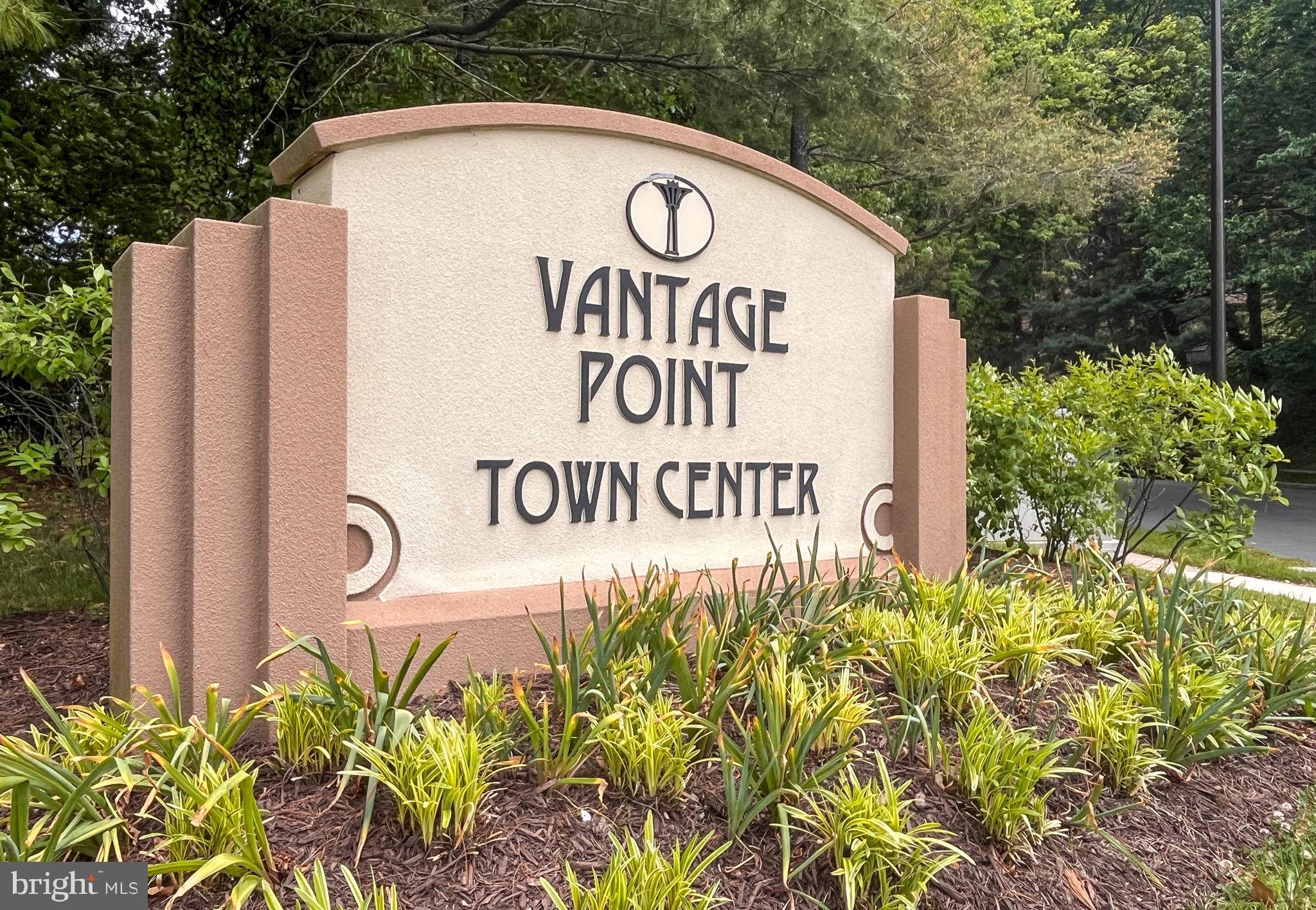 TOWN CENTER - Residential